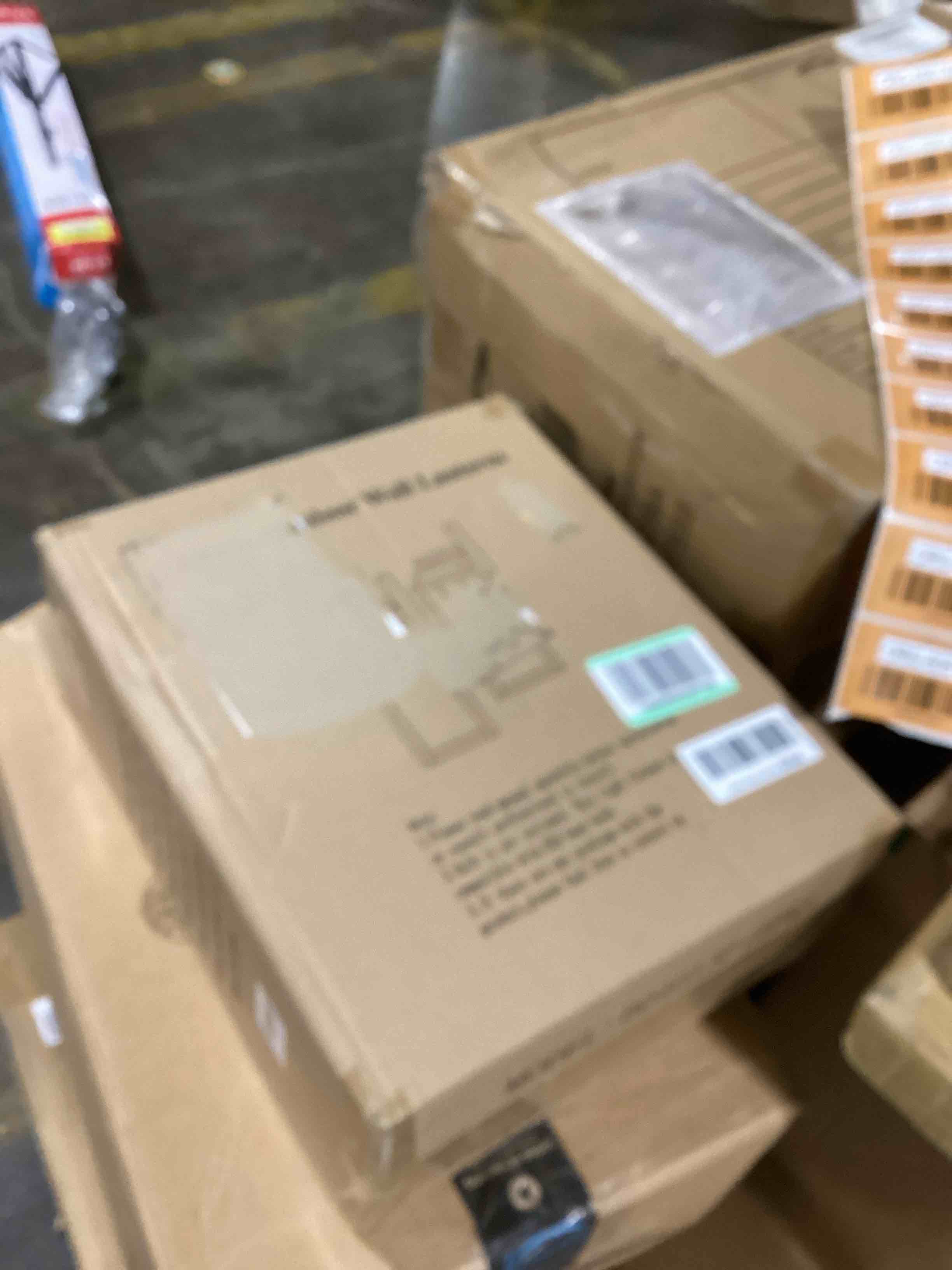 https://s3.amazonaws.com/lotting-images-prod/bidfta/ORG6061879_1714141990710.jpeg