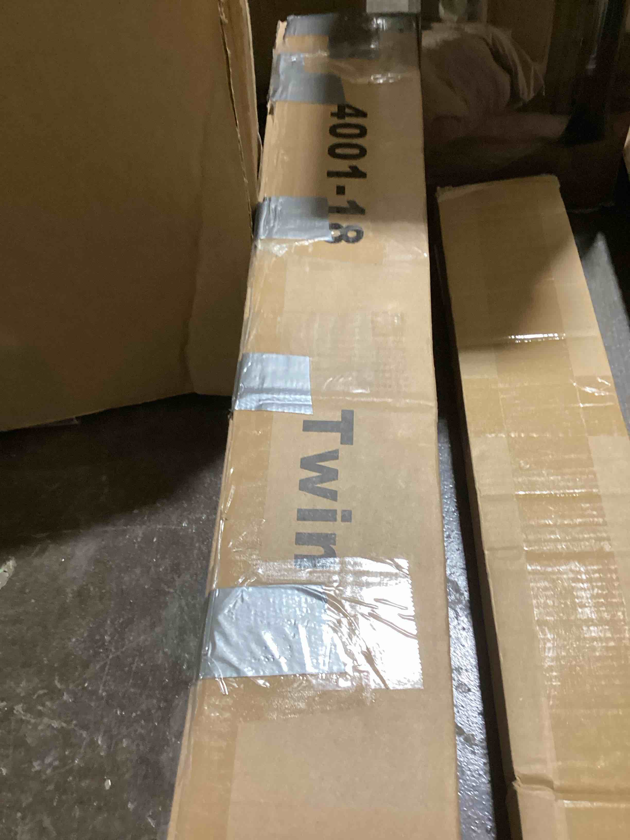 https://s3.amazonaws.com/lotting-images-prod/bidfta/ORG6062098_1713973182903.jpeg