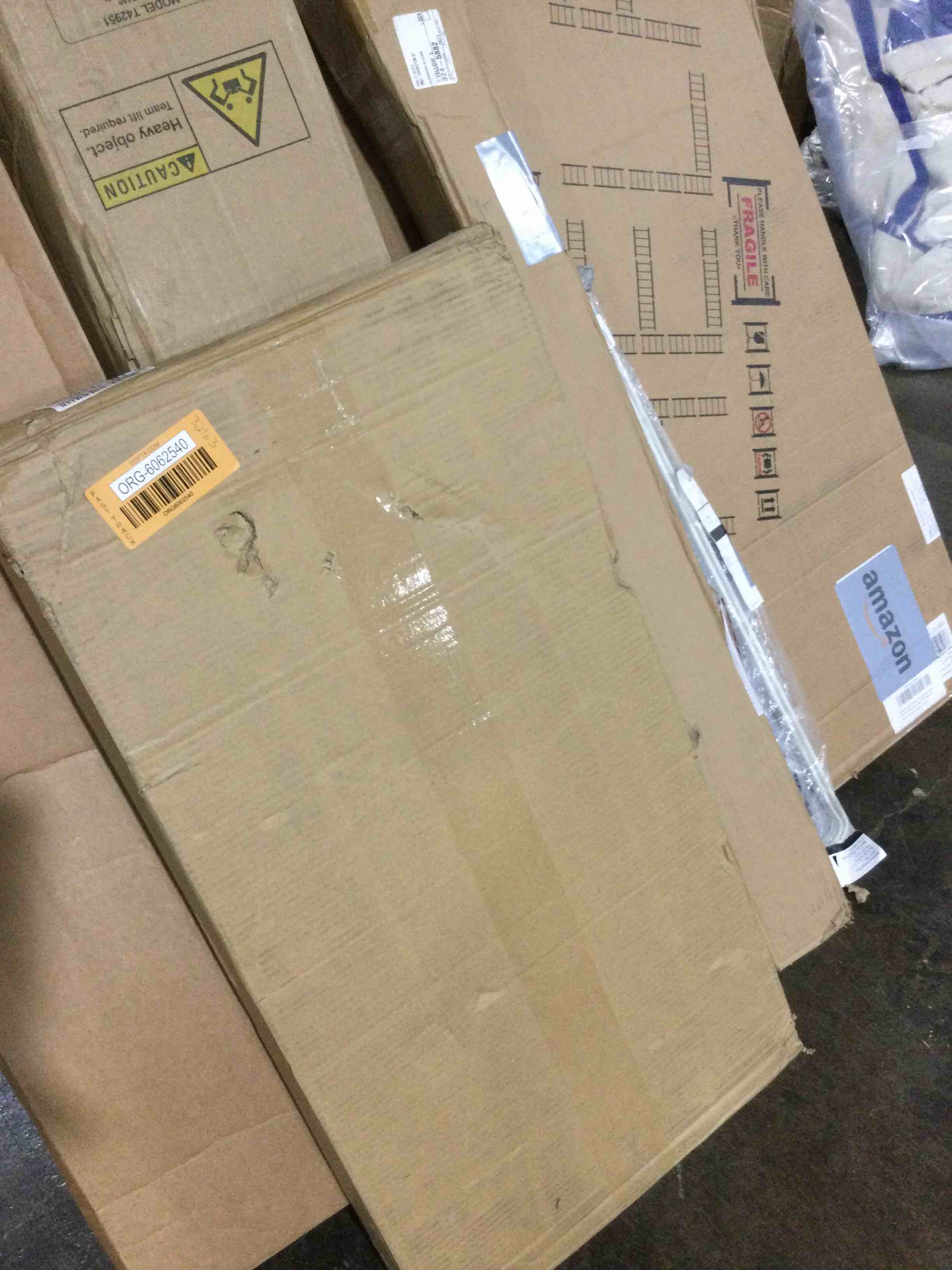 https://s3.amazonaws.com/lotting-images-prod/bidfta/ORG6062540_1714071043199.jpeg