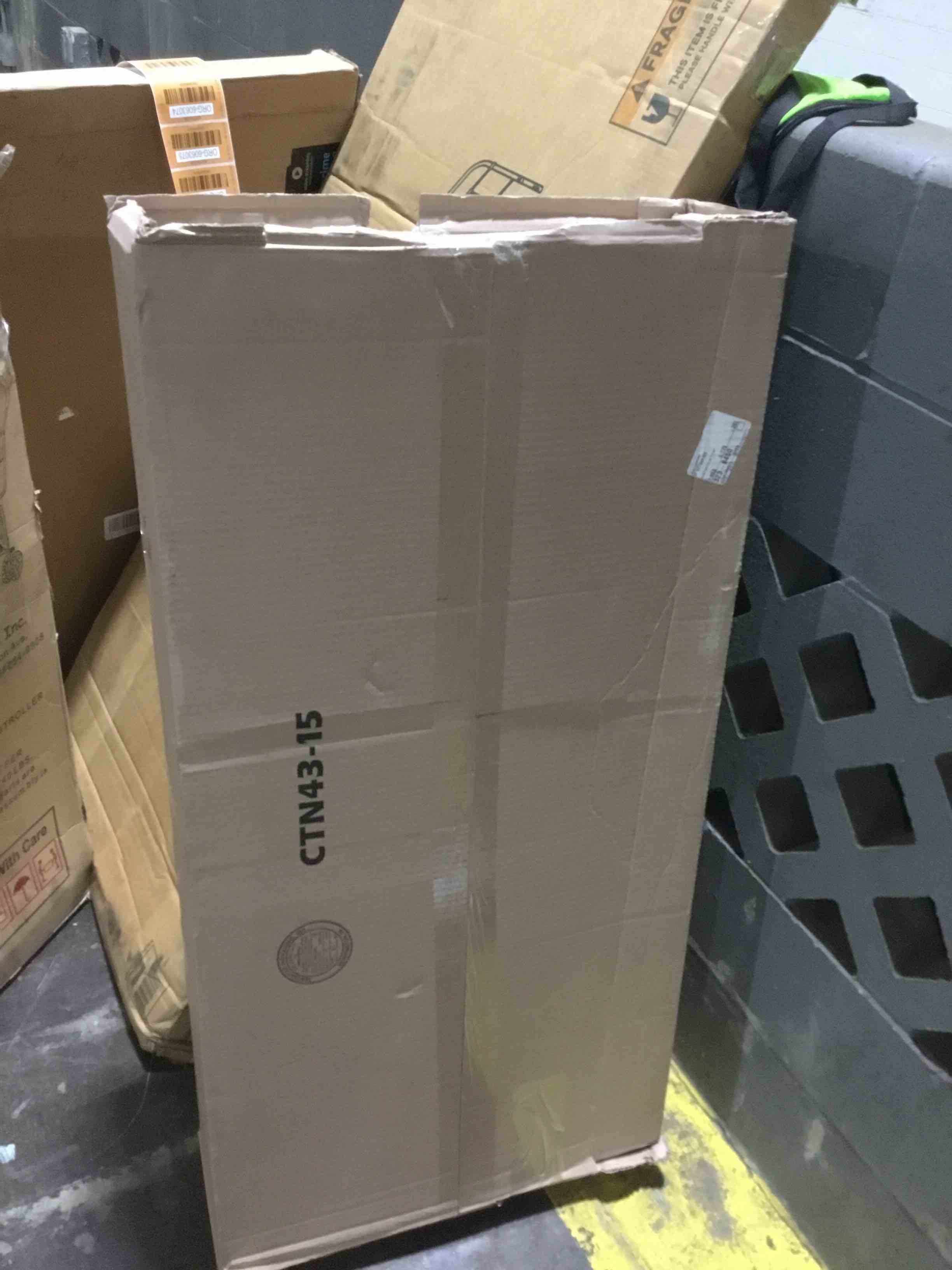 https://s3.amazonaws.com/lotting-images-prod/bidfta/ORG6063035_1714504722747.jpeg