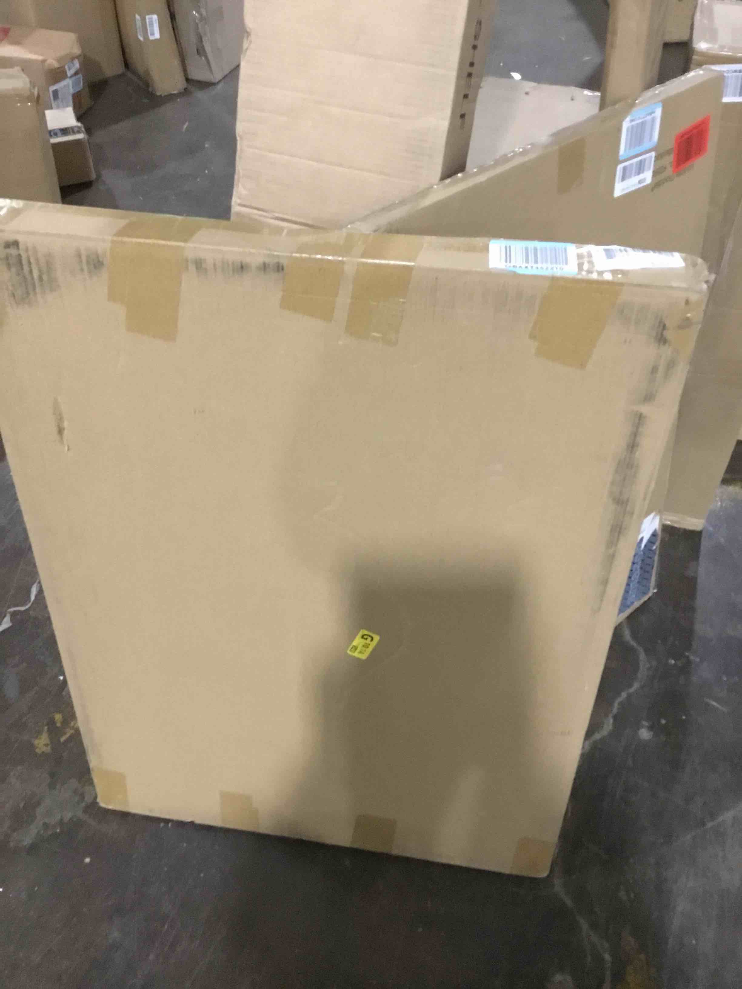 https://s3.amazonaws.com/lotting-images-prod/bidfta/ORG6063060_1714503232089.jpeg
