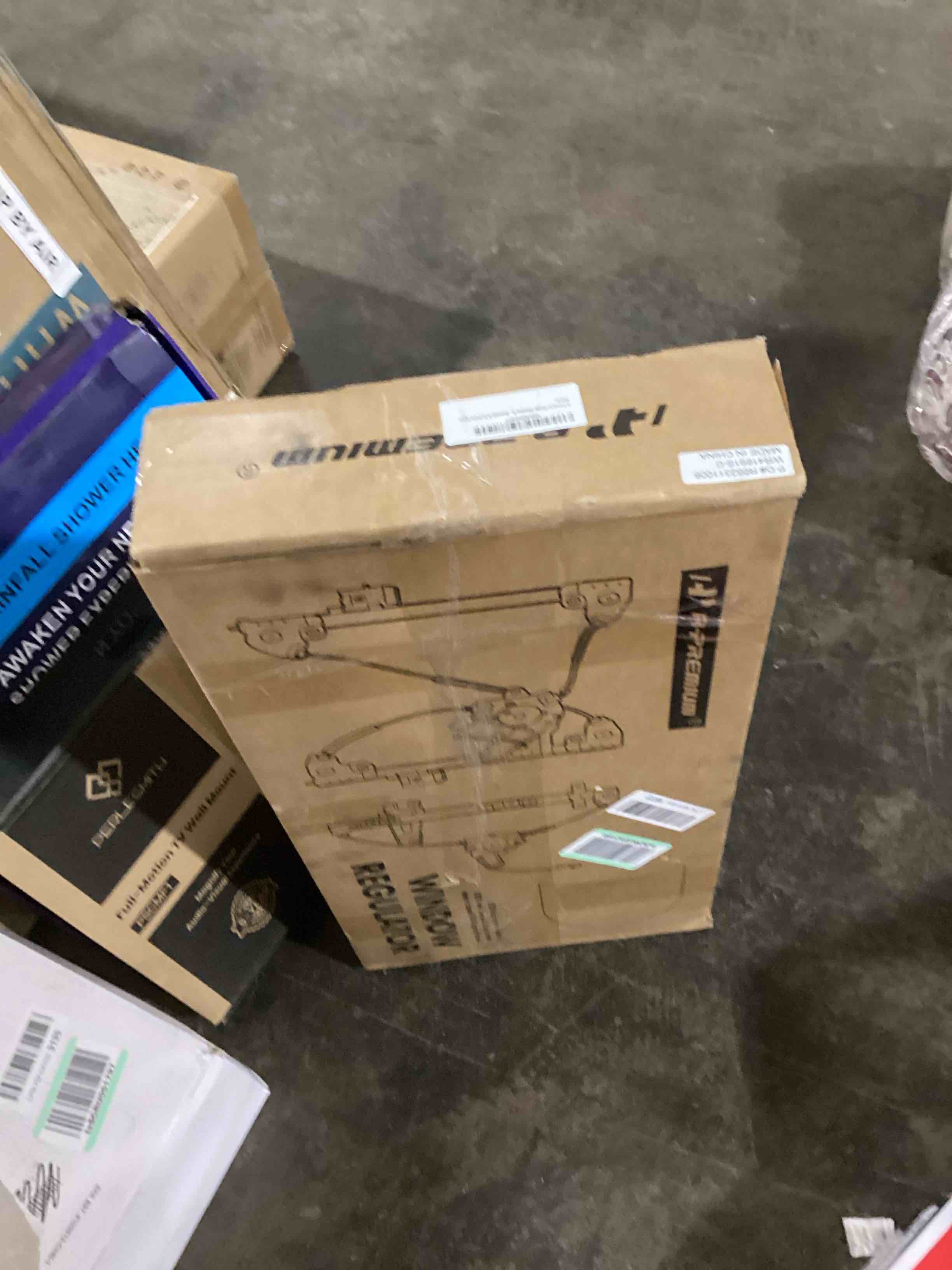 https://s3.amazonaws.com/lotting-images-prod/bidfta/ORG6063171_1714574553623.jpeg