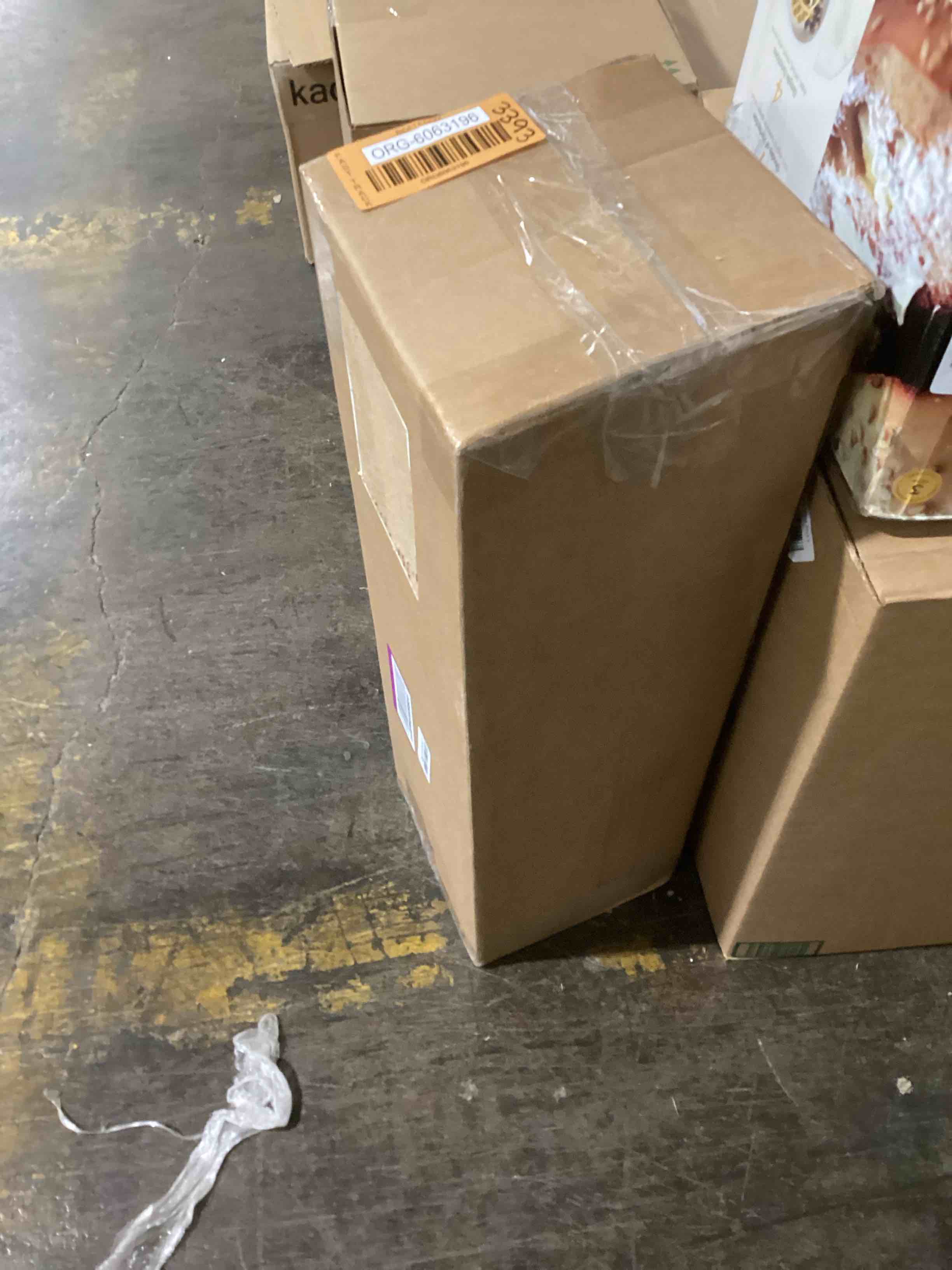 https://s3.amazonaws.com/lotting-images-prod/bidfta/ORG6063196_1714568431370.jpeg