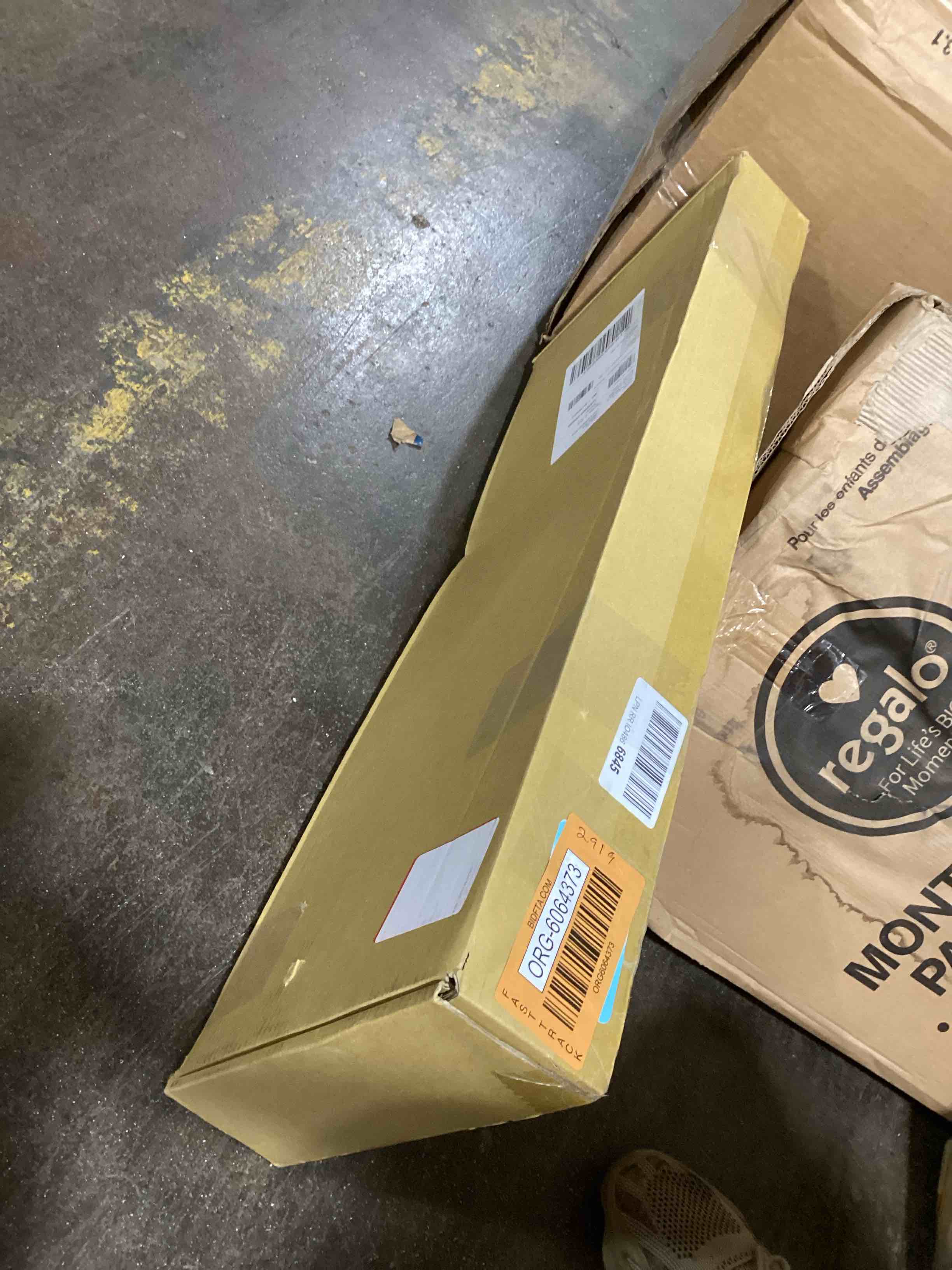 https://s3.amazonaws.com/lotting-images-prod/bidfta/ORG6064373_1713287493240.jpeg