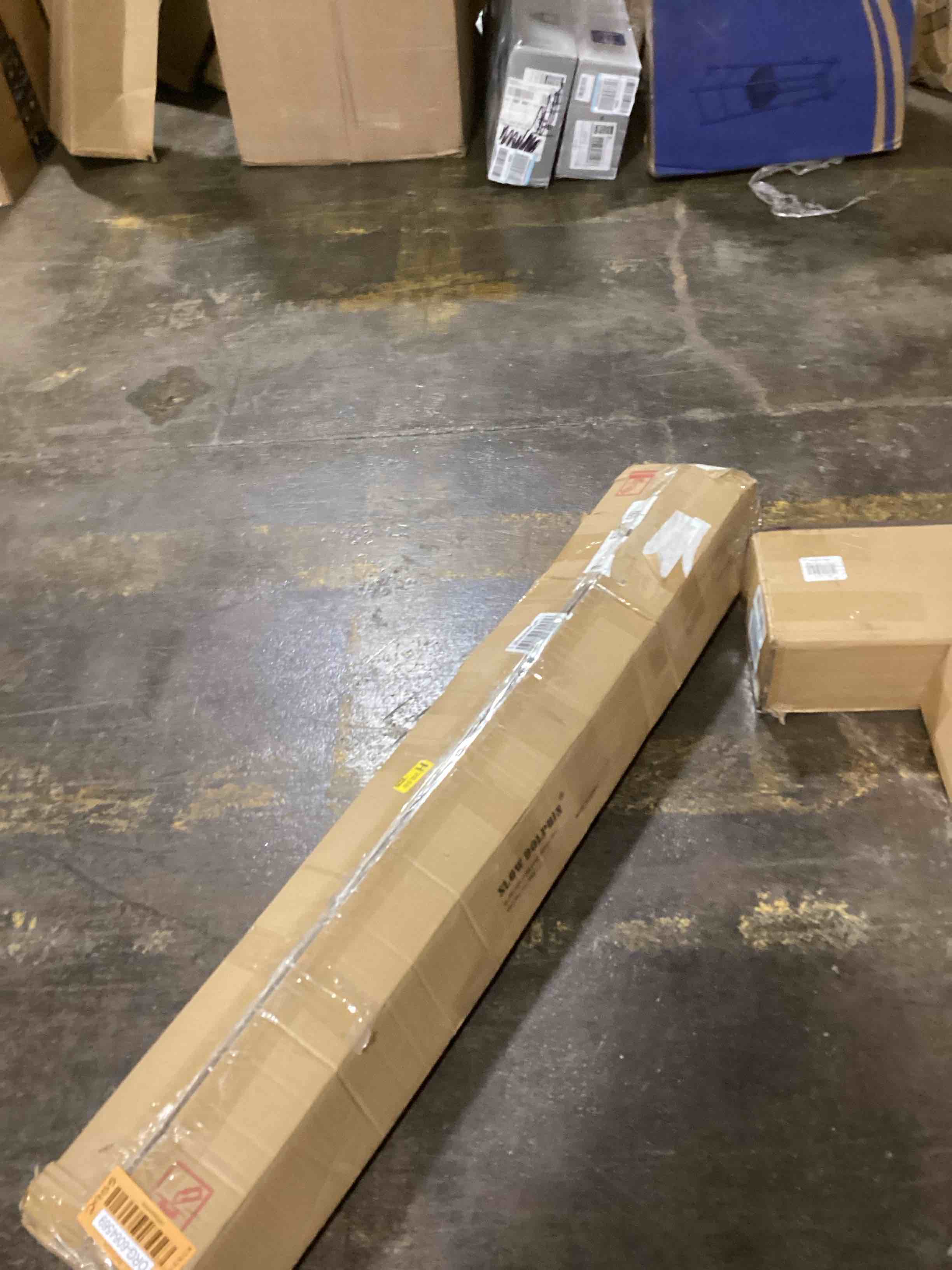 https://s3.amazonaws.com/lotting-images-prod/bidfta/ORG6064569_1713359183022.jpeg