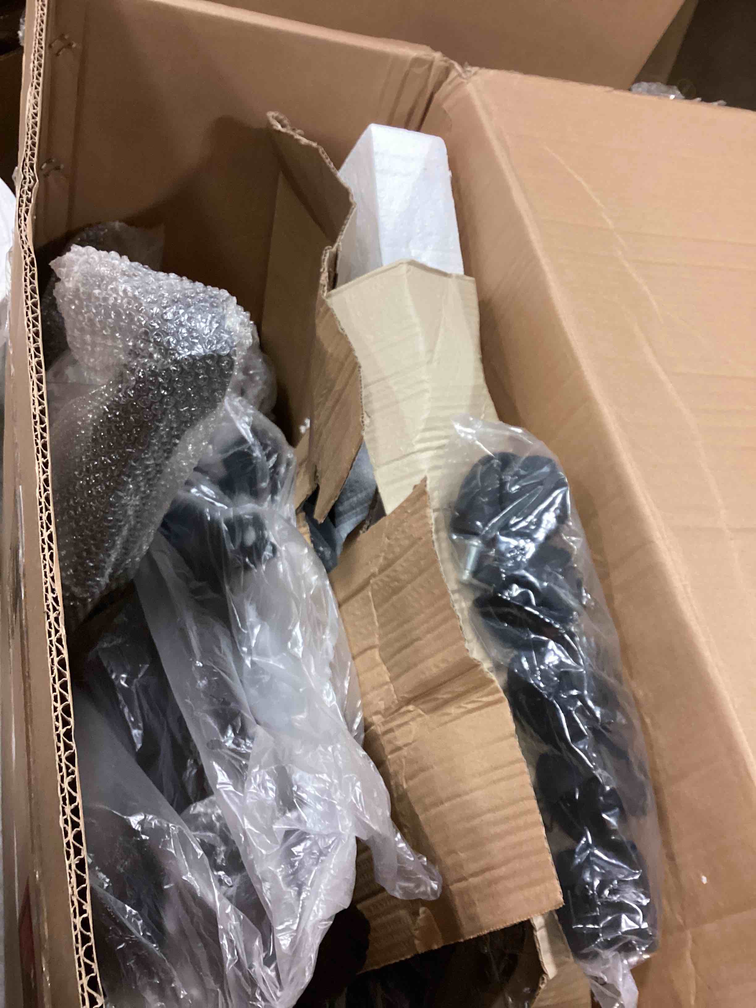 https://s3.amazonaws.com/lotting-images-prod/bidfta/ORG6079536_1711108068186.jpeg
