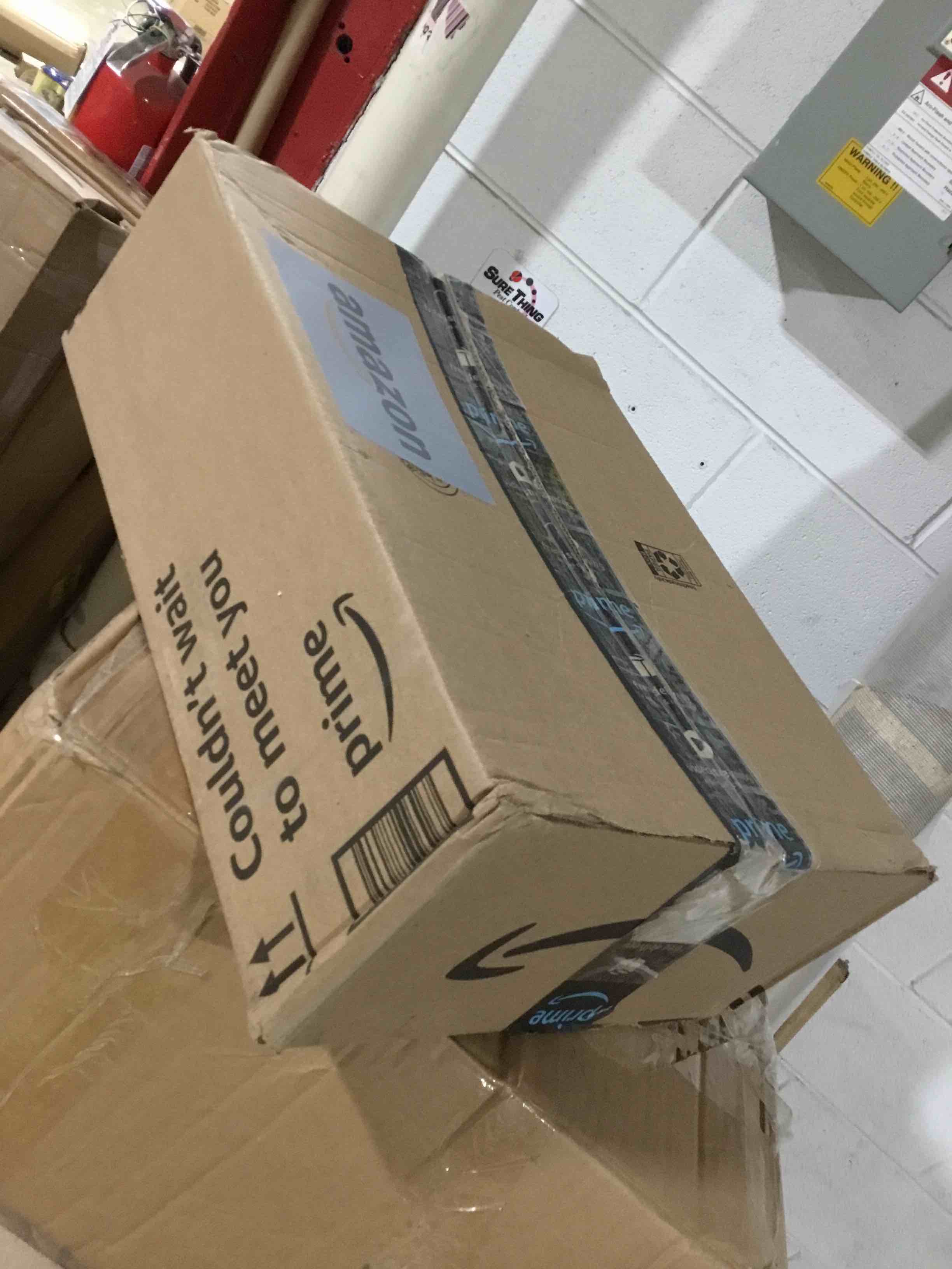 https://s3.amazonaws.com/lotting-images-prod/bidfta/ORG6093325_1710011449315.jpeg