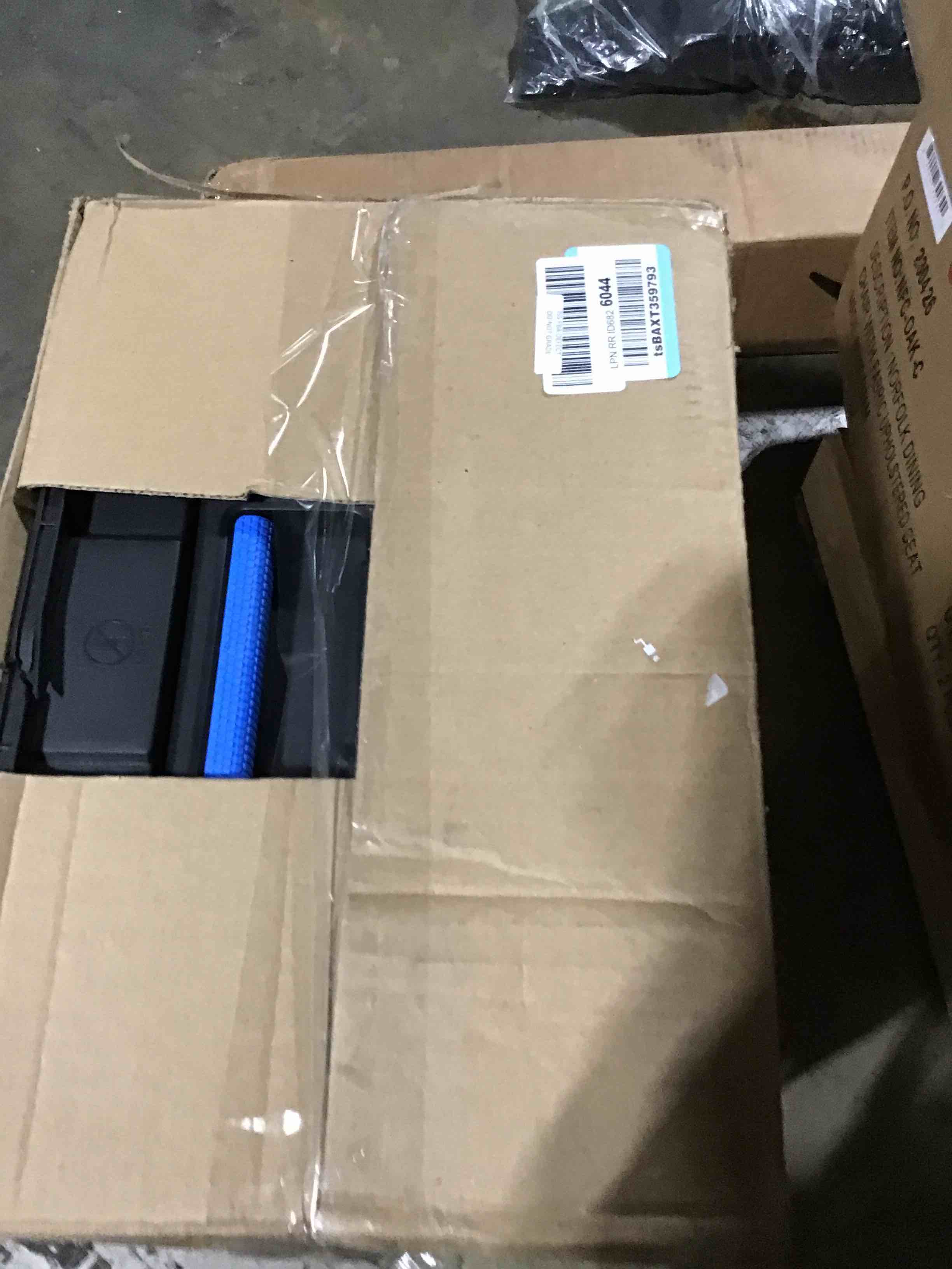 https://s3.amazonaws.com/lotting-images-prod/bidfta/ORG6093897_1709844903838.jpeg