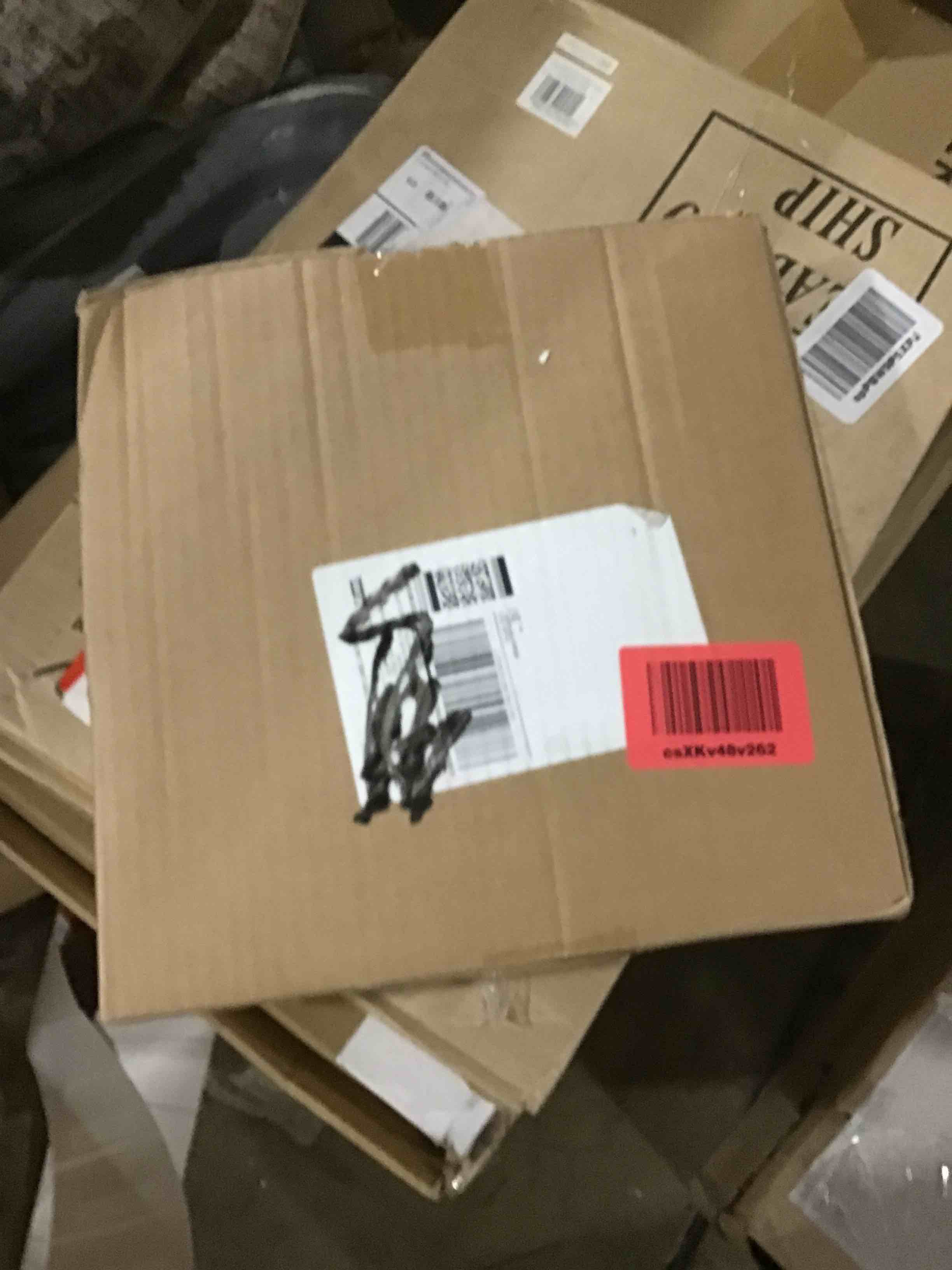 https://s3.amazonaws.com/lotting-images-prod/bidfta/ORG6095034_1711804777917.jpeg