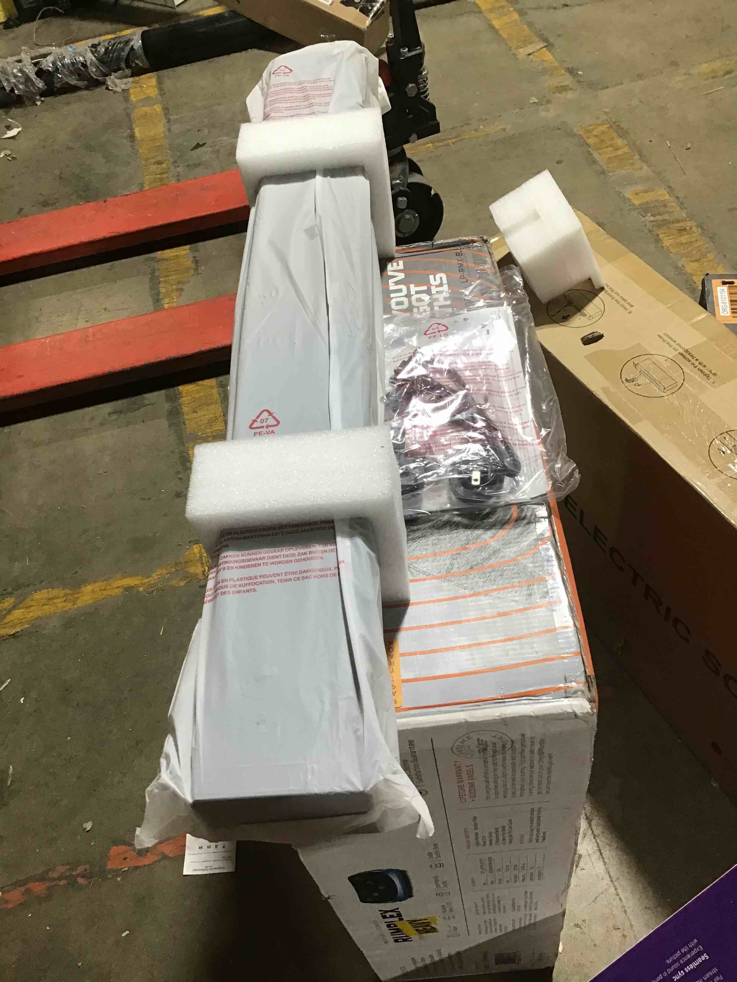 https://s3.amazonaws.com/lotting-images-prod/bidfta/ORG6101146_1708179434475.jpeg