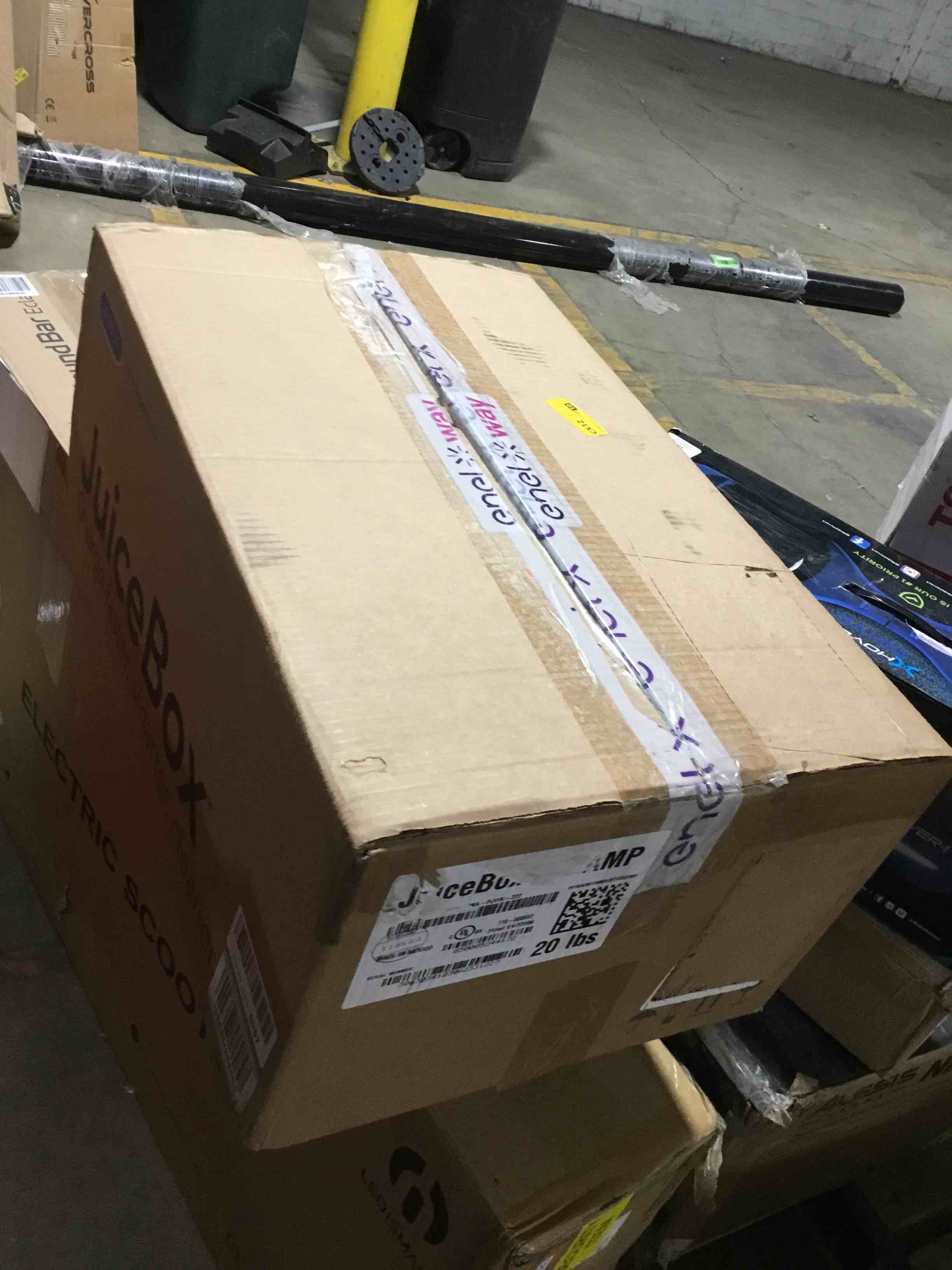 https://s3.amazonaws.com/lotting-images-prod/bidfta/ORG6101157_1708180817596.jpeg