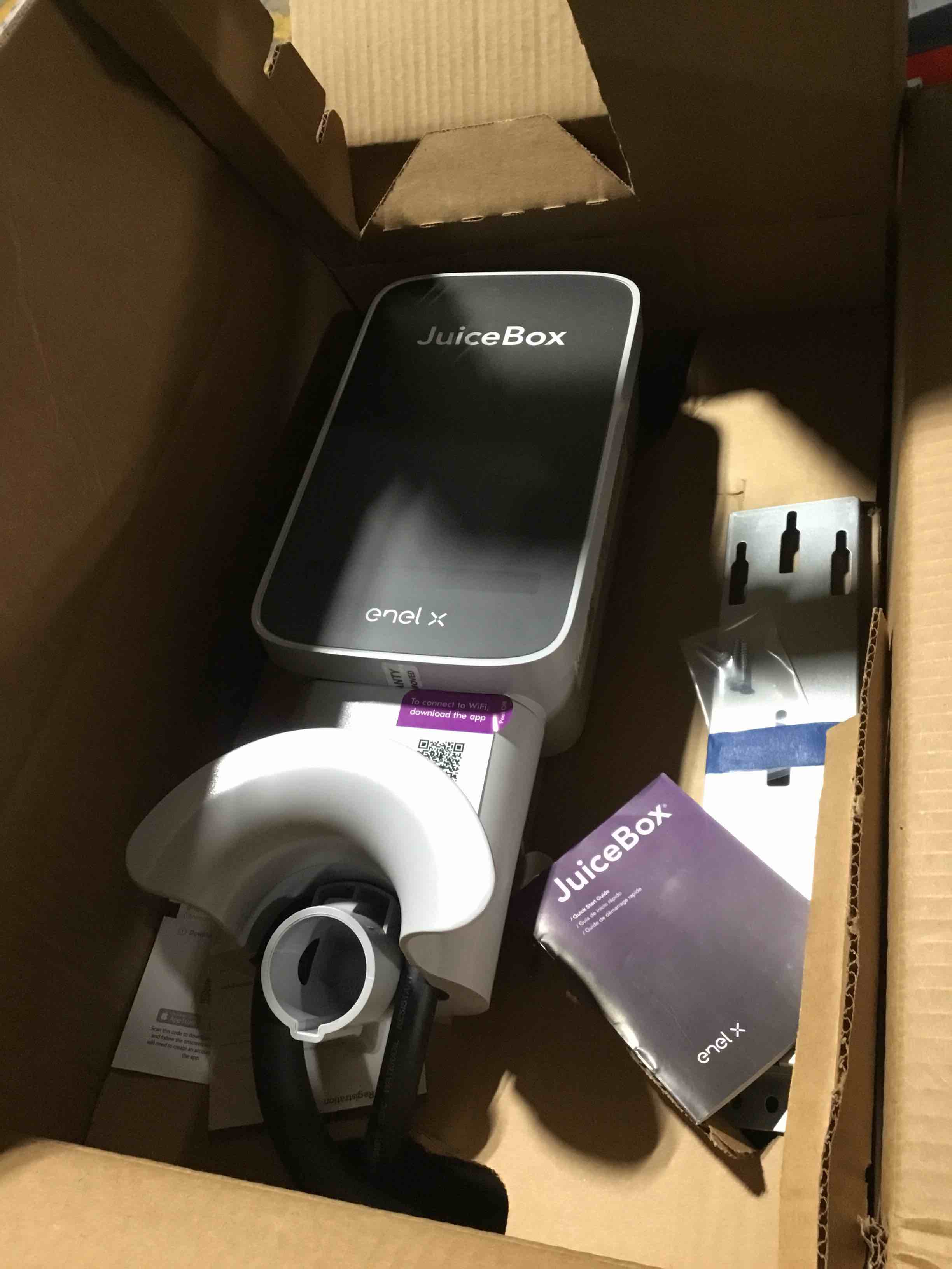 https://s3.amazonaws.com/lotting-images-prod/bidfta/ORG6101157_1708180872384.jpeg