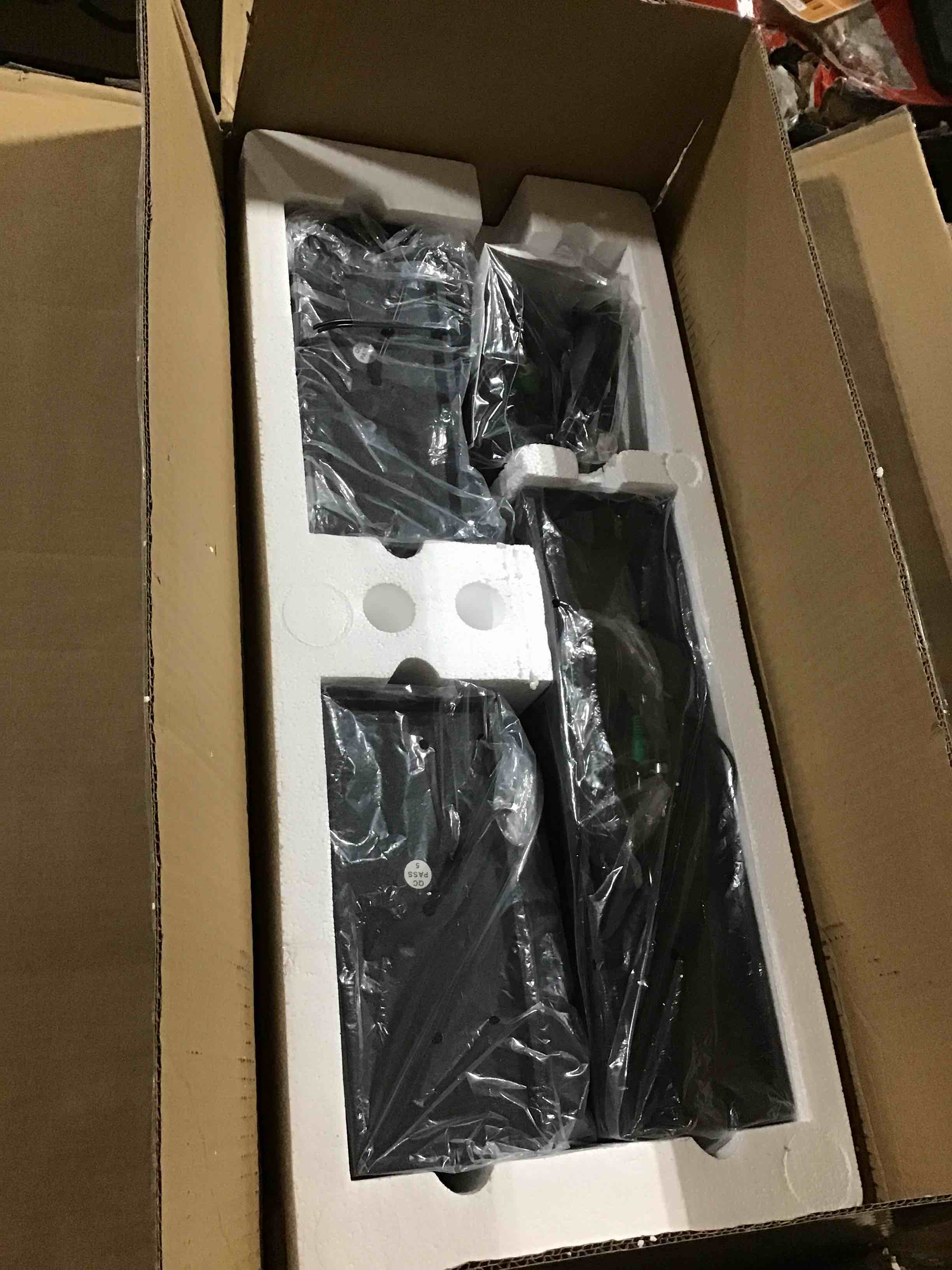 https://s3.amazonaws.com/lotting-images-prod/bidfta/ORG6101165_1708181872395.jpeg