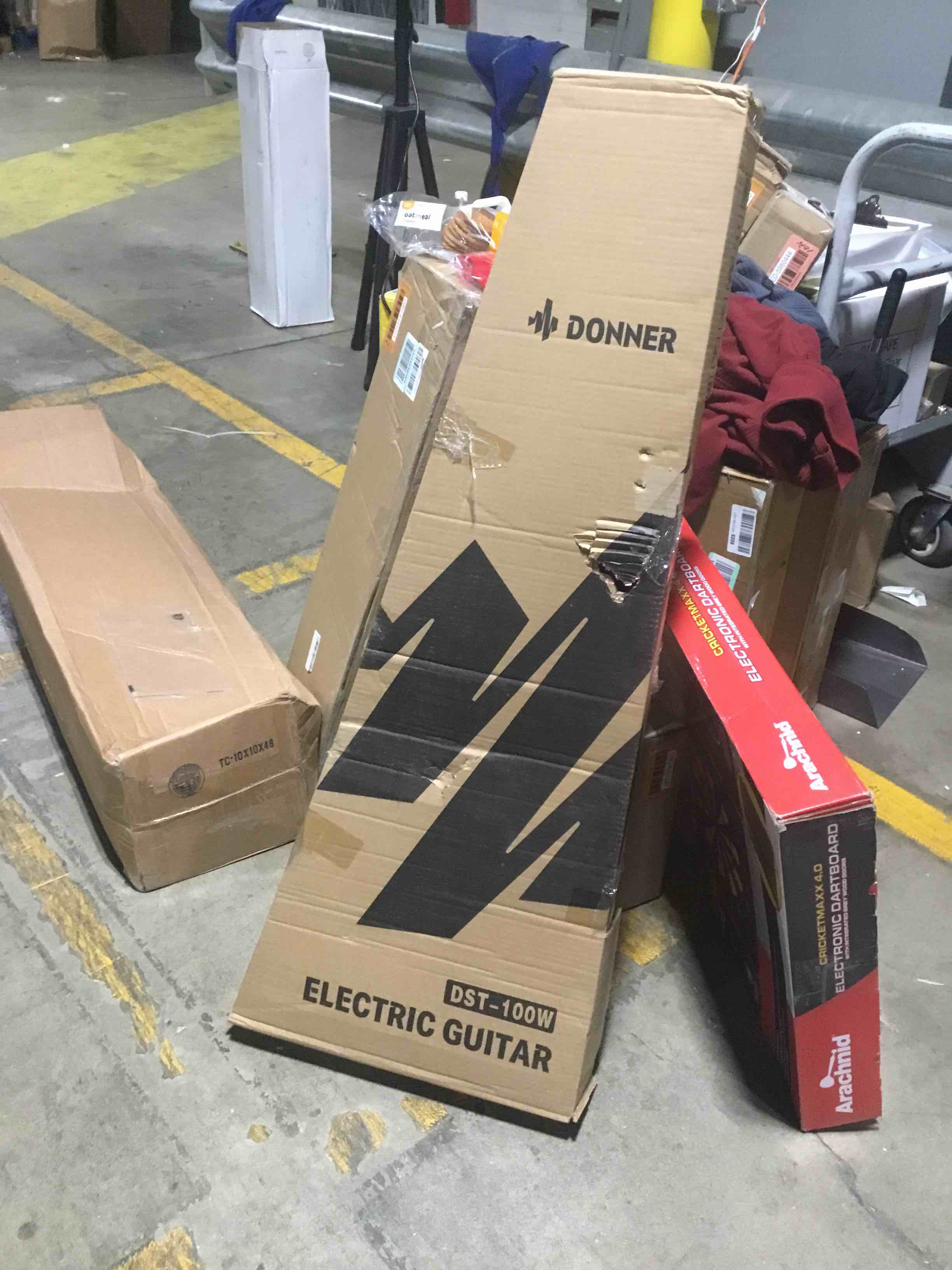 https://s3.amazonaws.com/lotting-images-prod/bidfta/ORG6101172_1708439561120.jpeg