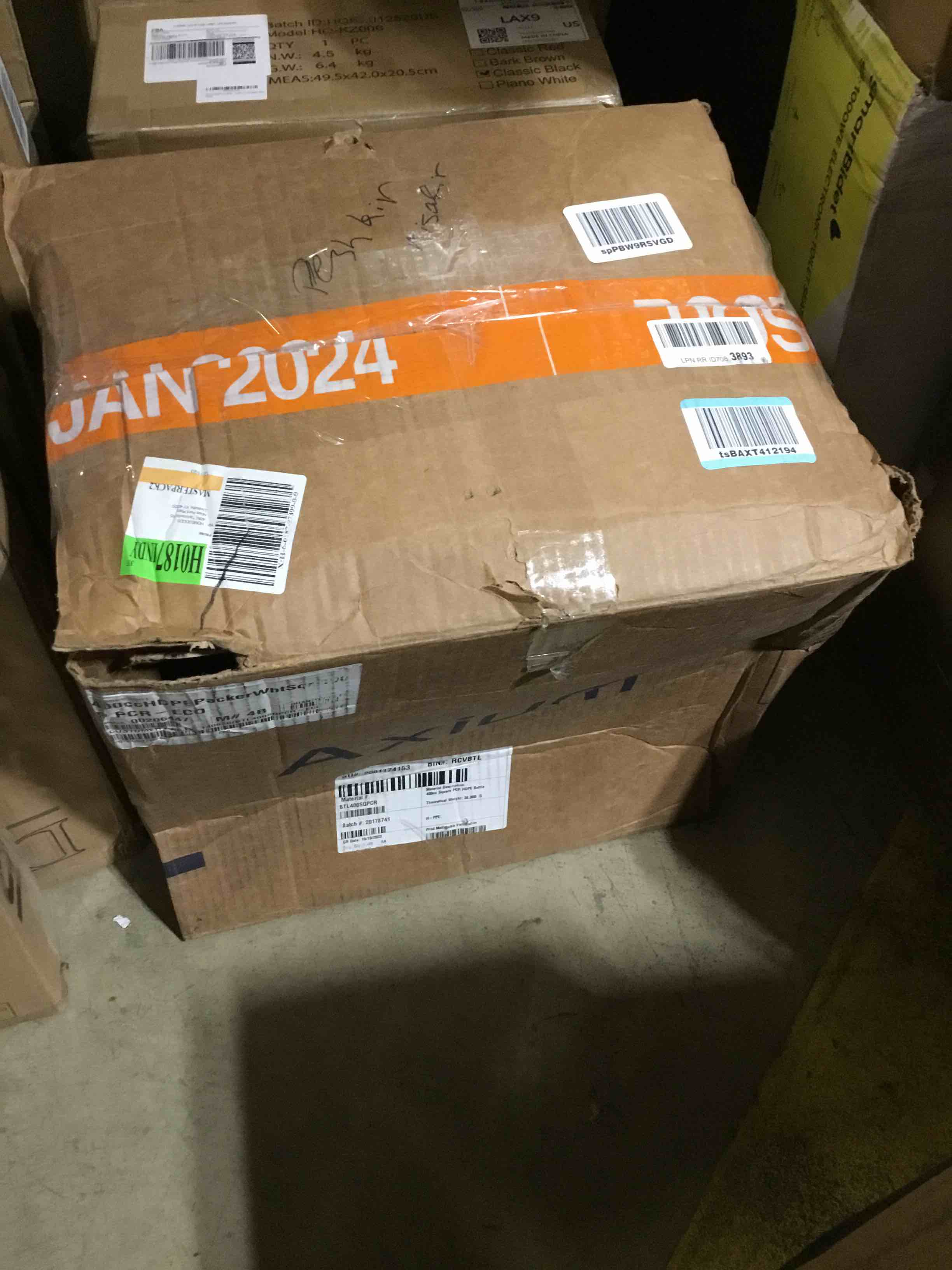 https://s3.amazonaws.com/lotting-images-prod/bidfta/ORG6102756_1710344394442.jpeg