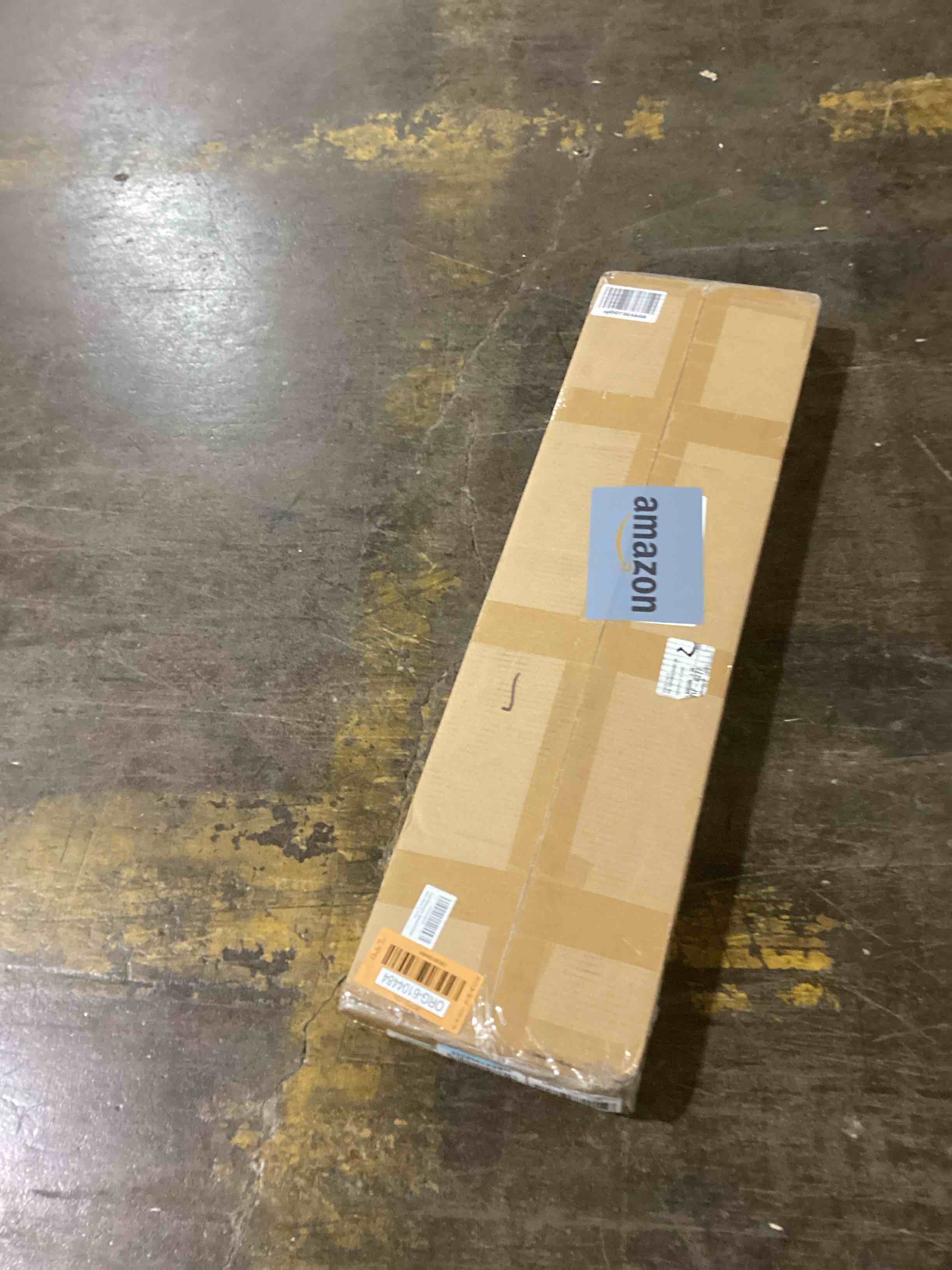 https://s3.amazonaws.com/lotting-images-prod/bidfta/ORG6104484_1711645010994.jpeg