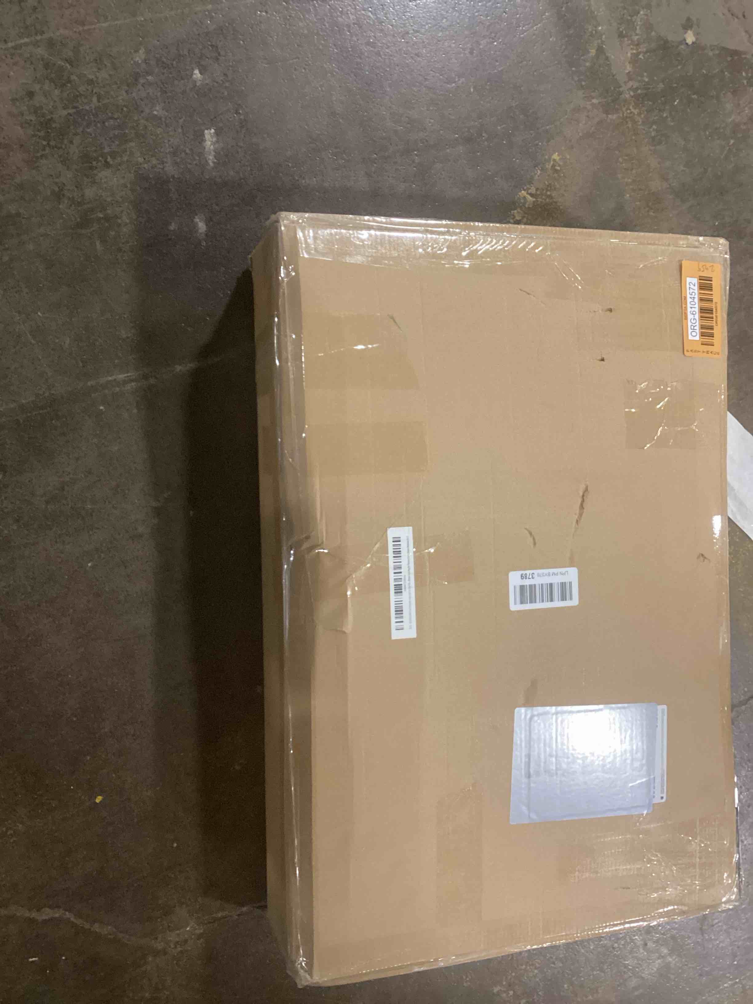 https://s3.amazonaws.com/lotting-images-prod/bidfta/ORG6104572_1711731178725.jpeg