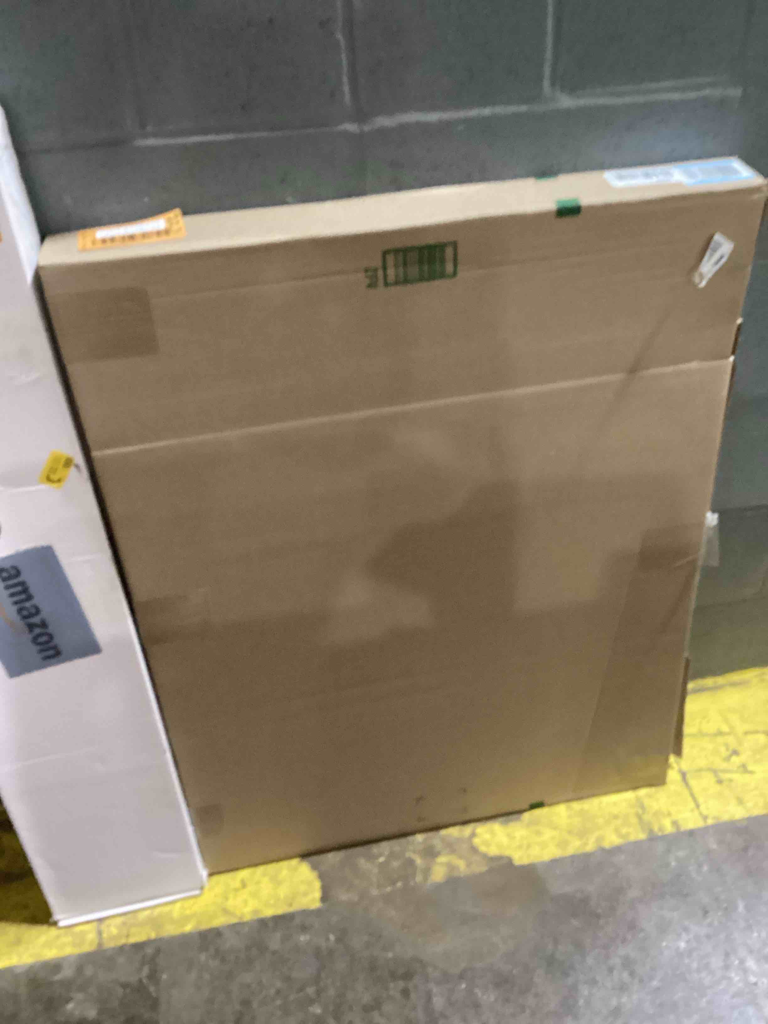https://s3.amazonaws.com/lotting-images-prod/bidfta/ORG6108533_1711051583308.jpeg