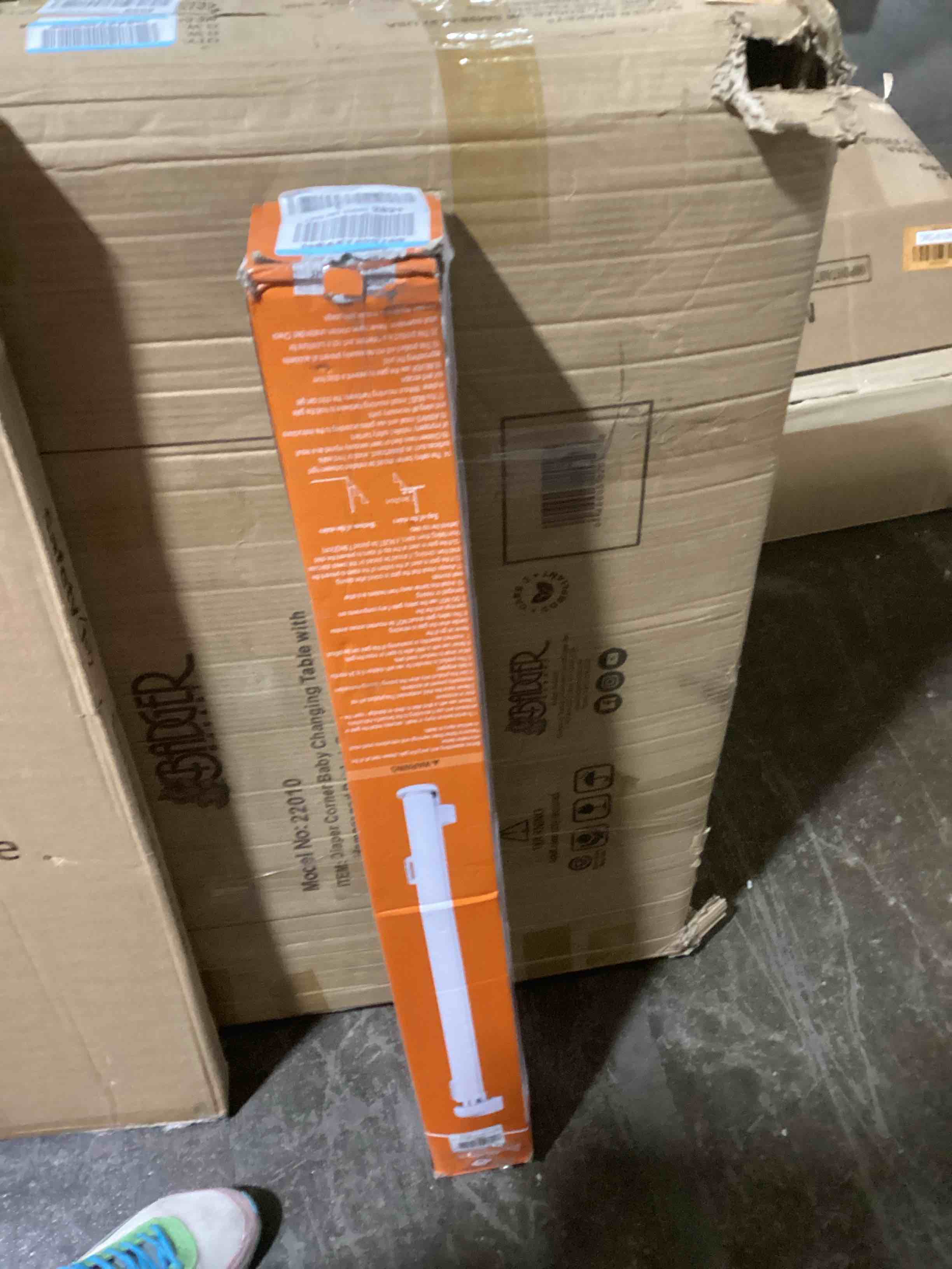 https://s3.amazonaws.com/lotting-images-prod/bidfta/ORG6108536_1711051524352.jpeg