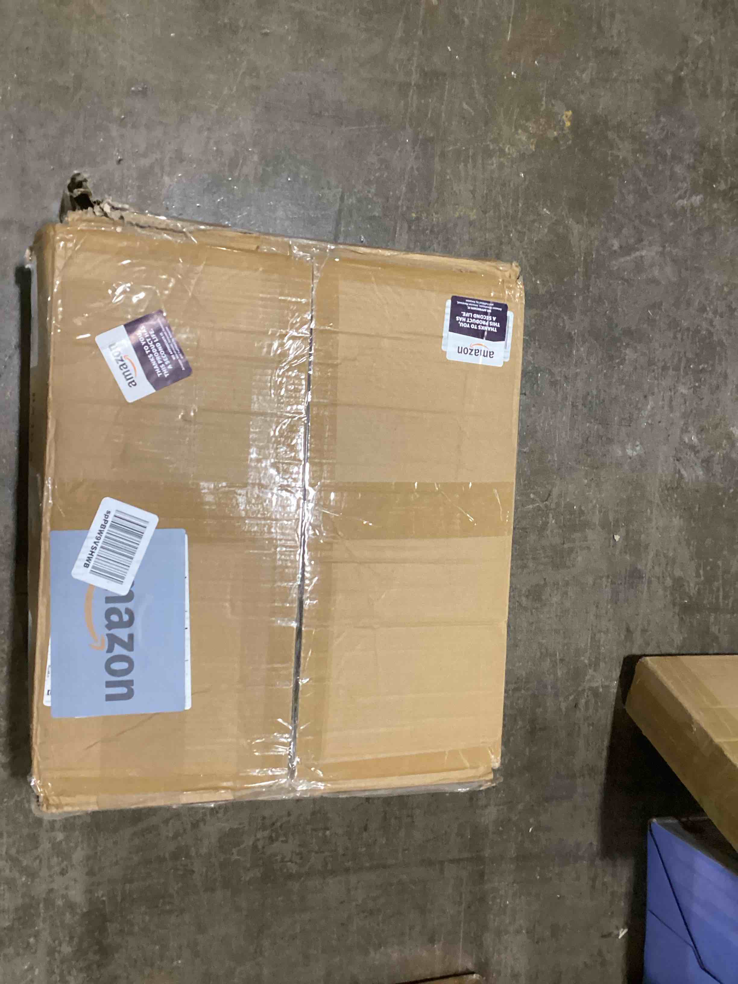 https://s3.amazonaws.com/lotting-images-prod/bidfta/ORG6112127_1711130827173.jpeg