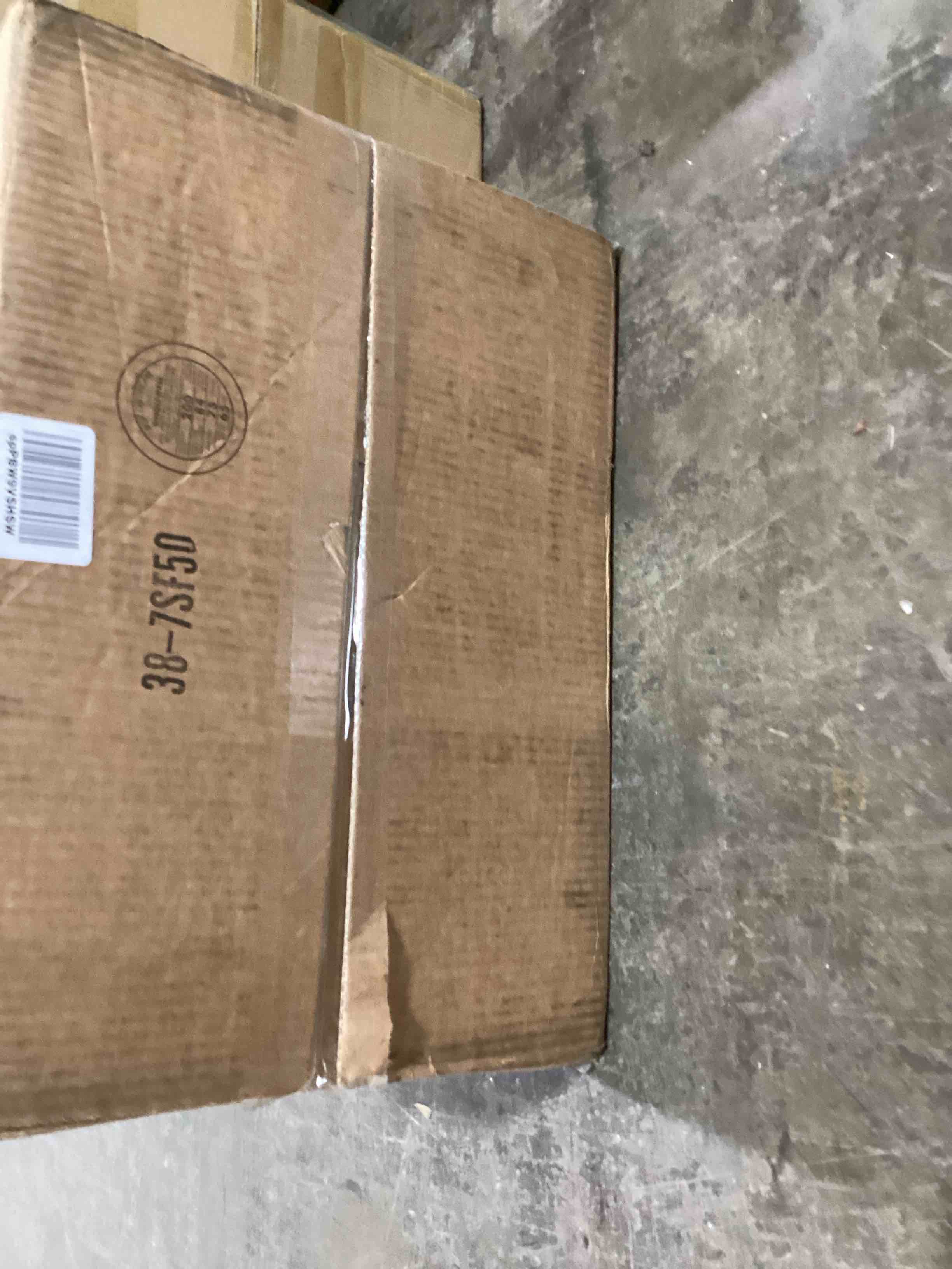 https://s3.amazonaws.com/lotting-images-prod/bidfta/ORG6112150_1711370283475.jpeg