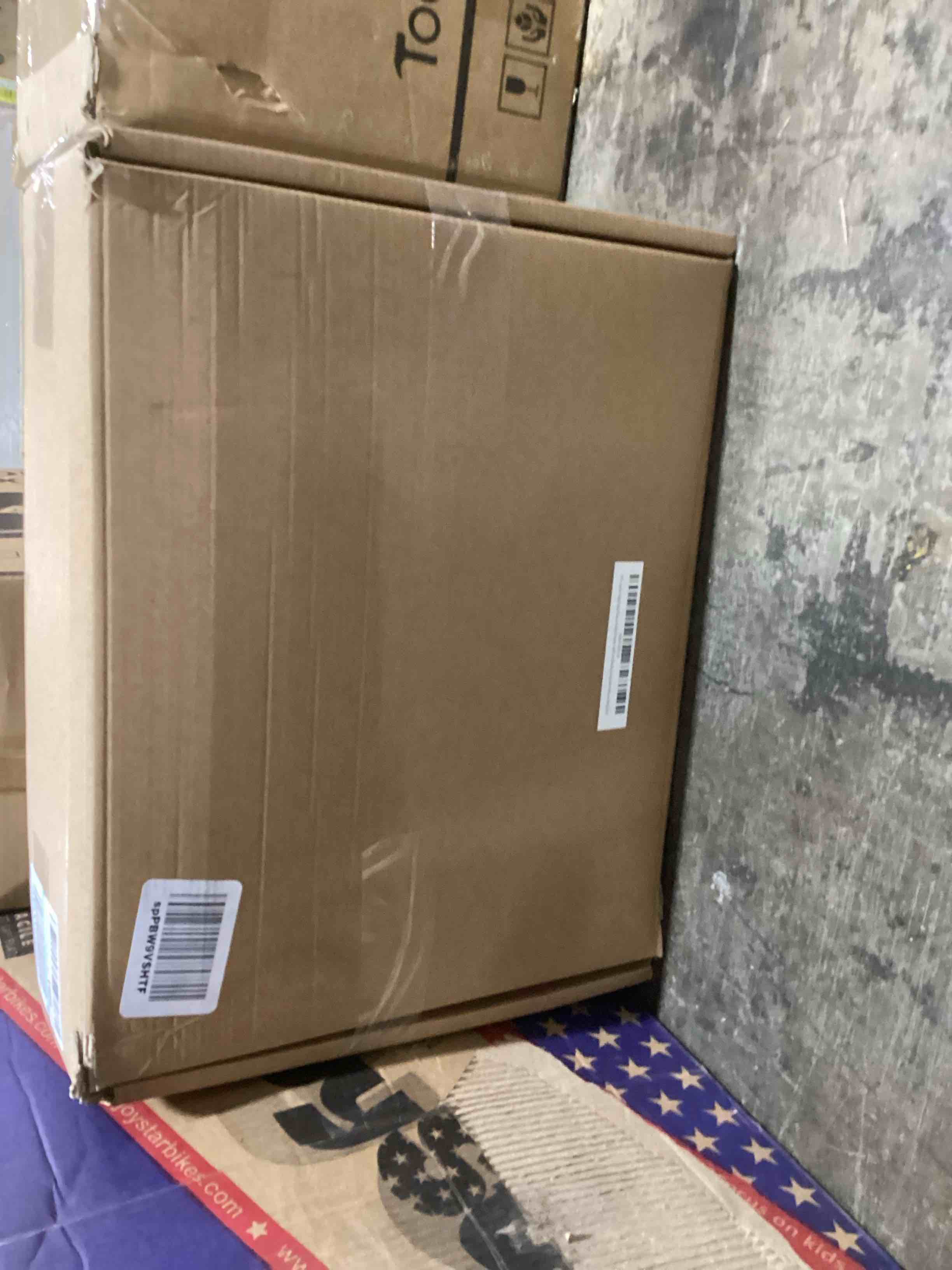 https://s3.amazonaws.com/lotting-images-prod/bidfta/ORG6112166_1711370944161.jpeg
