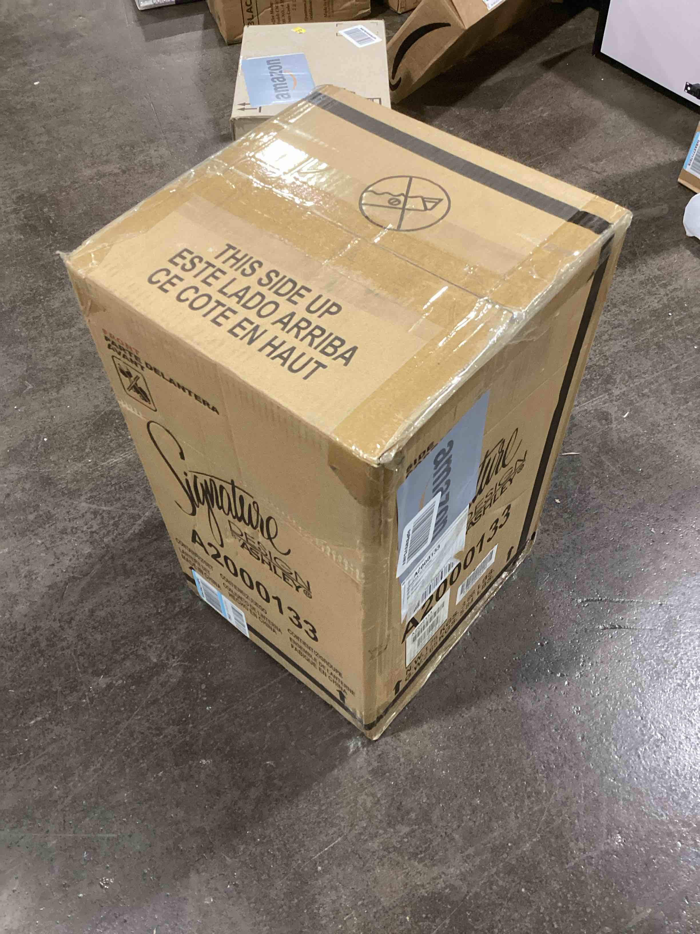 https://s3.amazonaws.com/lotting-images-prod/bidfta/ORG6113640_1710874907729.jpeg