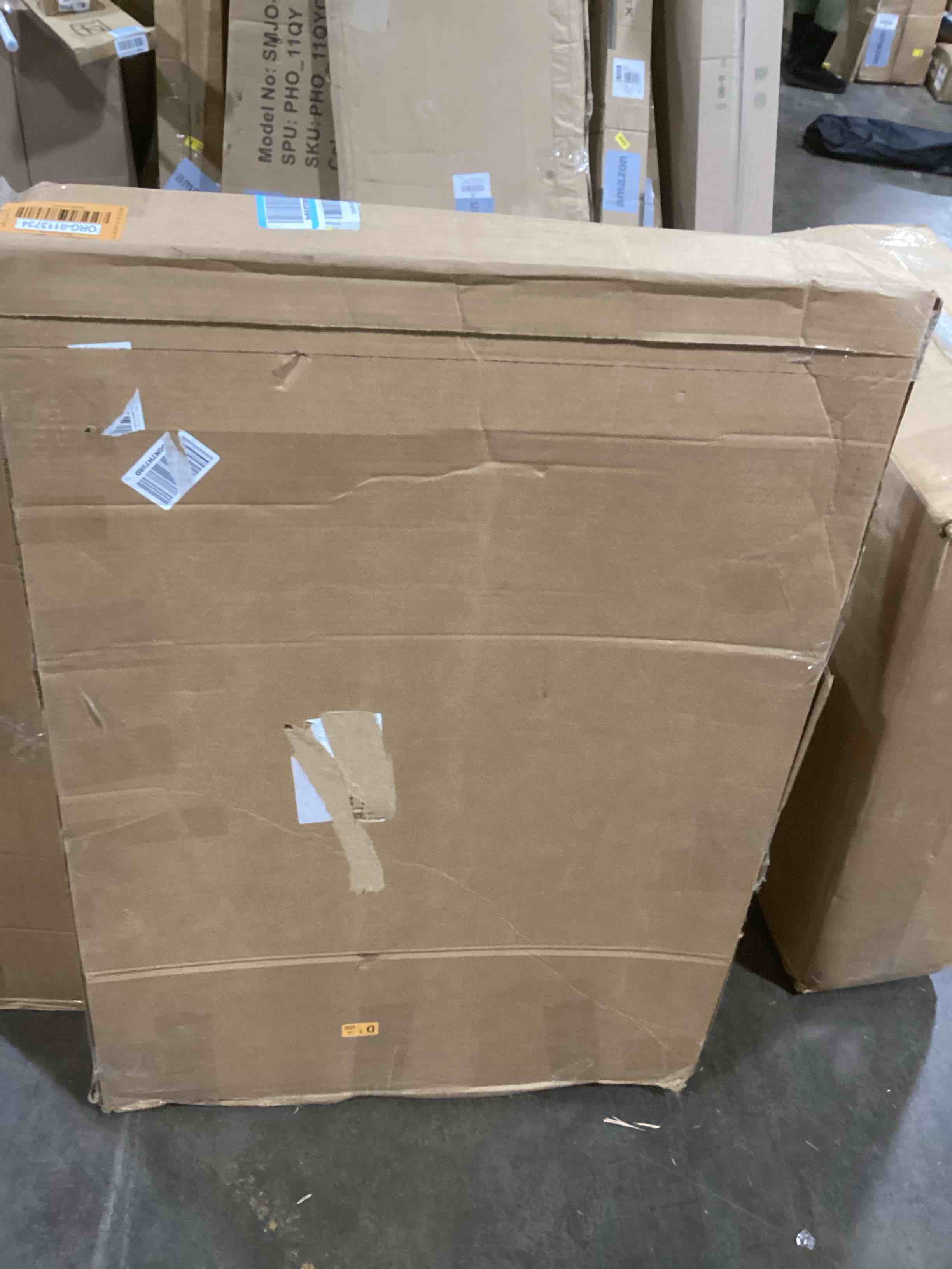 https://s3.amazonaws.com/lotting-images-prod/bidfta/ORG6113734_1711463991576.jpeg