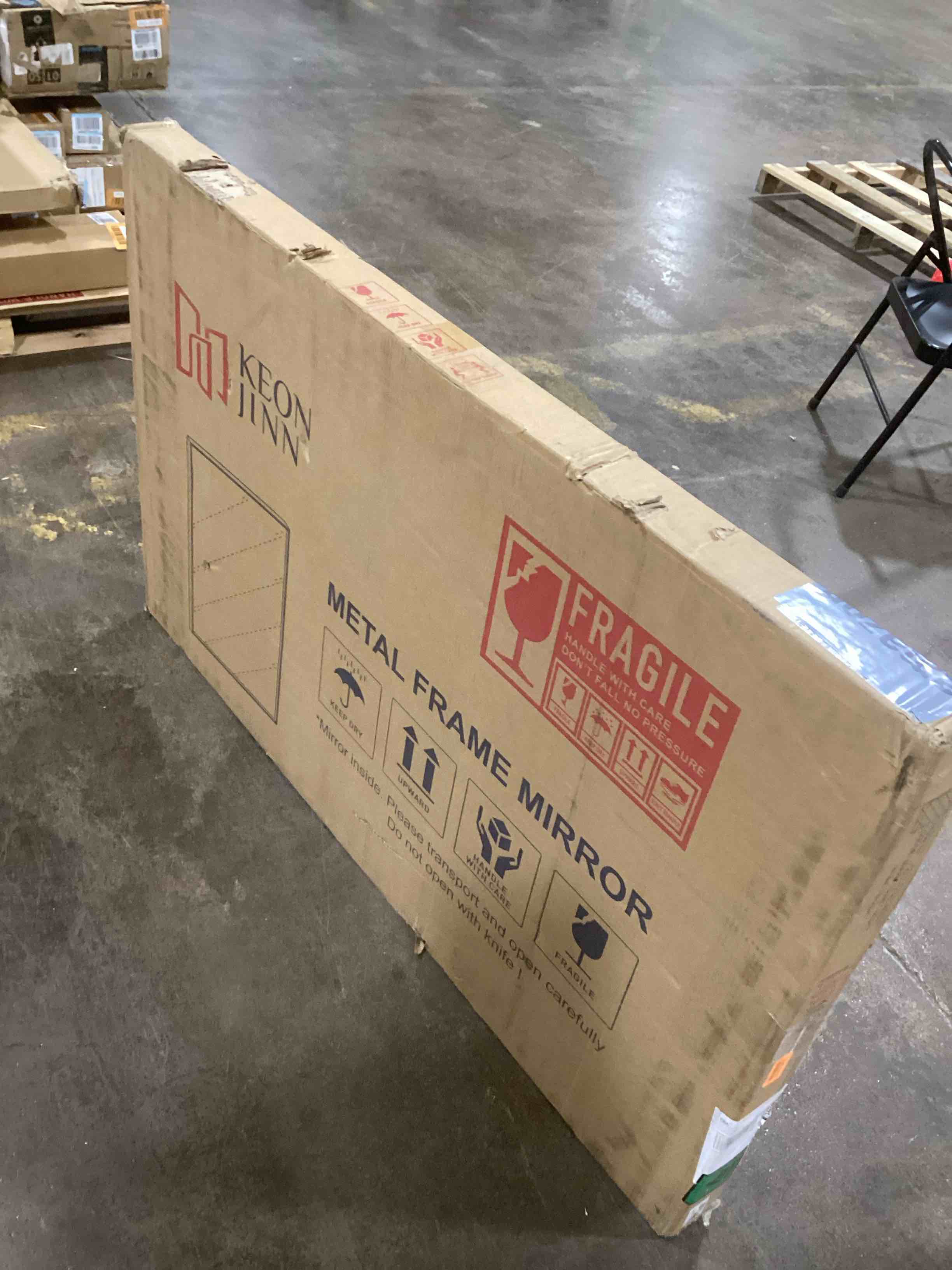 https://s3.amazonaws.com/lotting-images-prod/bidfta/ORG6113763_1711466001132.jpeg