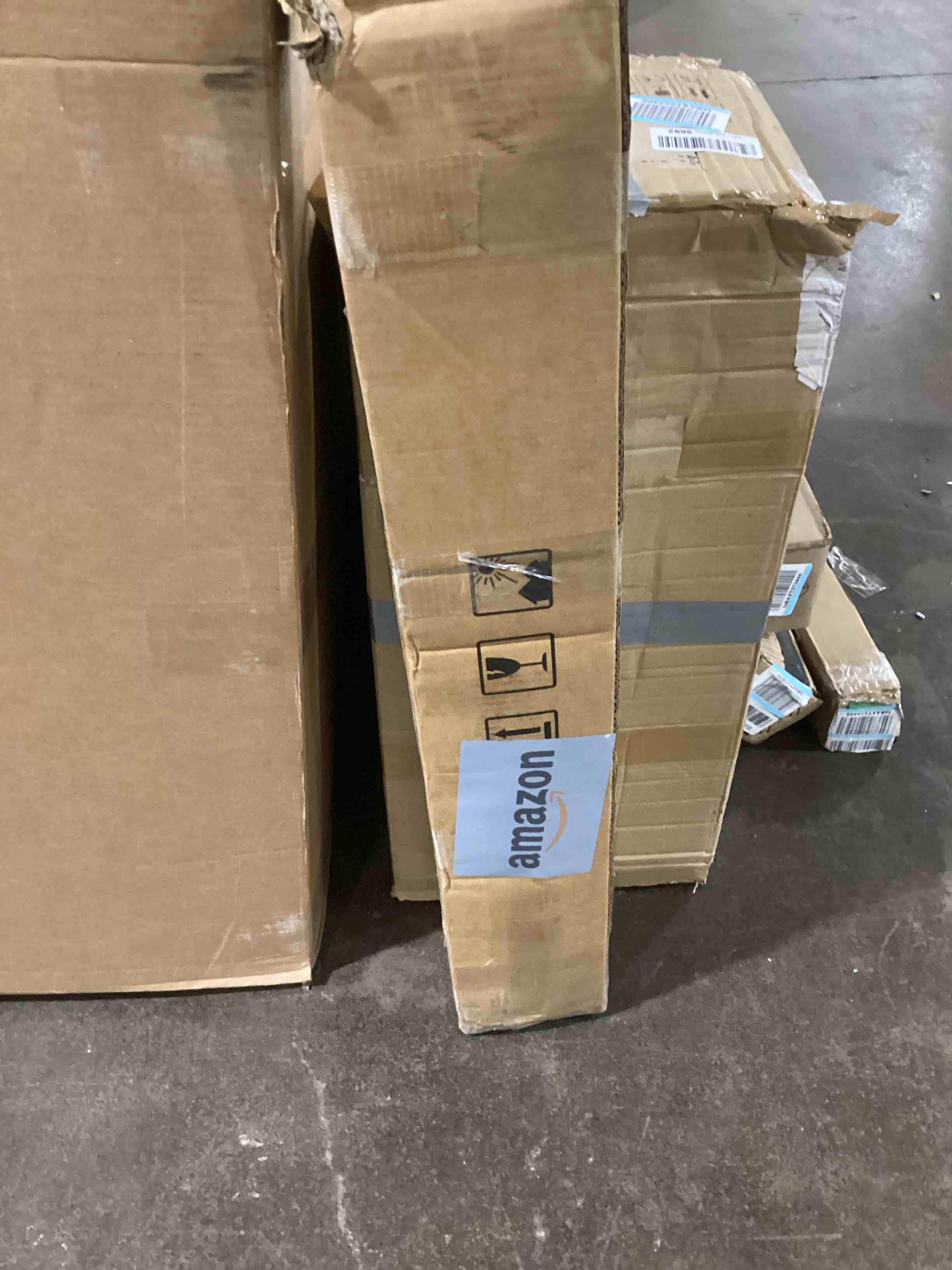 https://s3.amazonaws.com/lotting-images-prod/bidfta/ORG6114963_1710521899326.jpeg