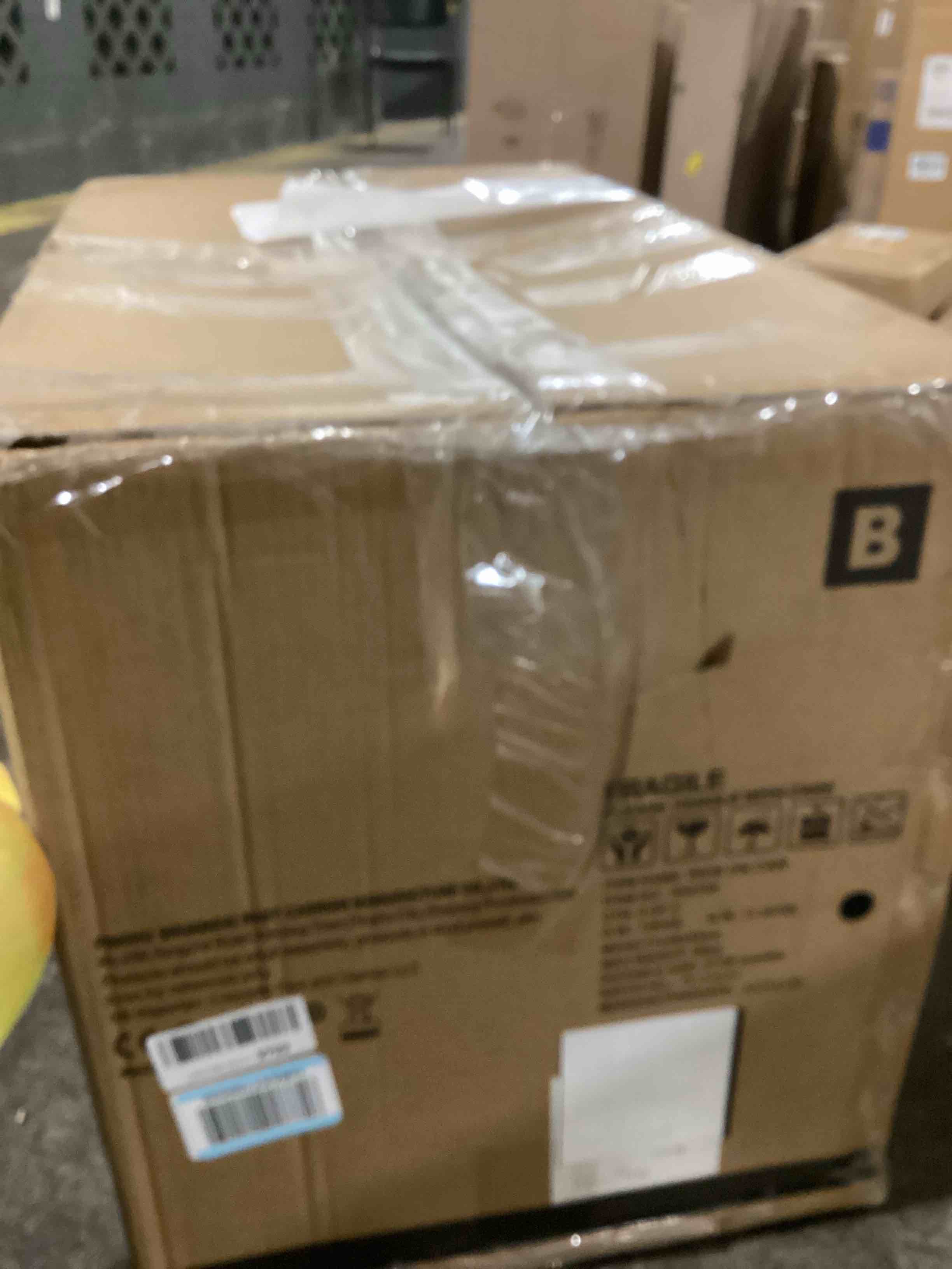 https://s3.amazonaws.com/lotting-images-prod/bidfta/ORG6114989_1710529738837.jpeg