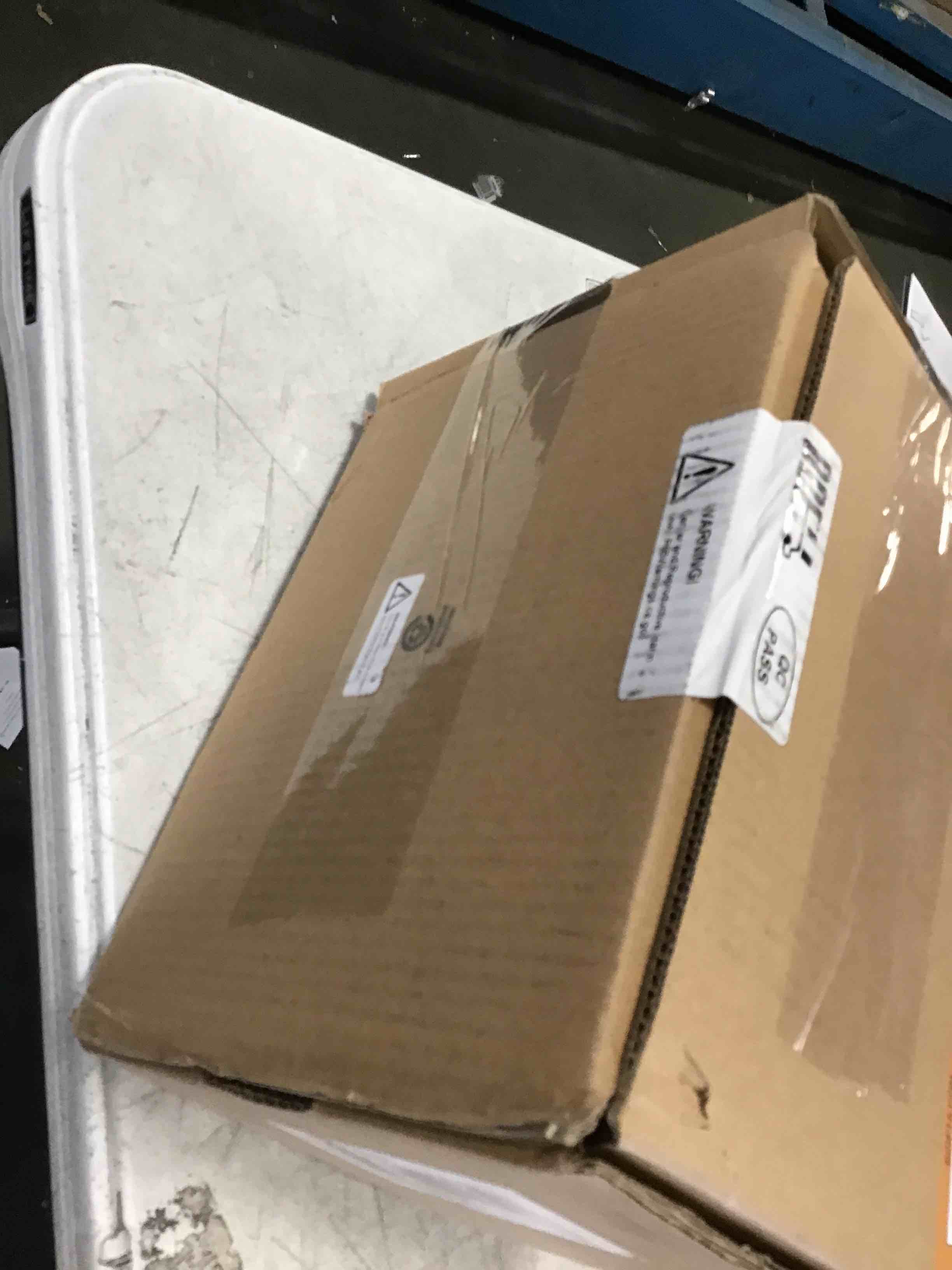 https://s3.amazonaws.com/lotting-images-prod/bidfta/ORG6128375_1707845458998.jpeg