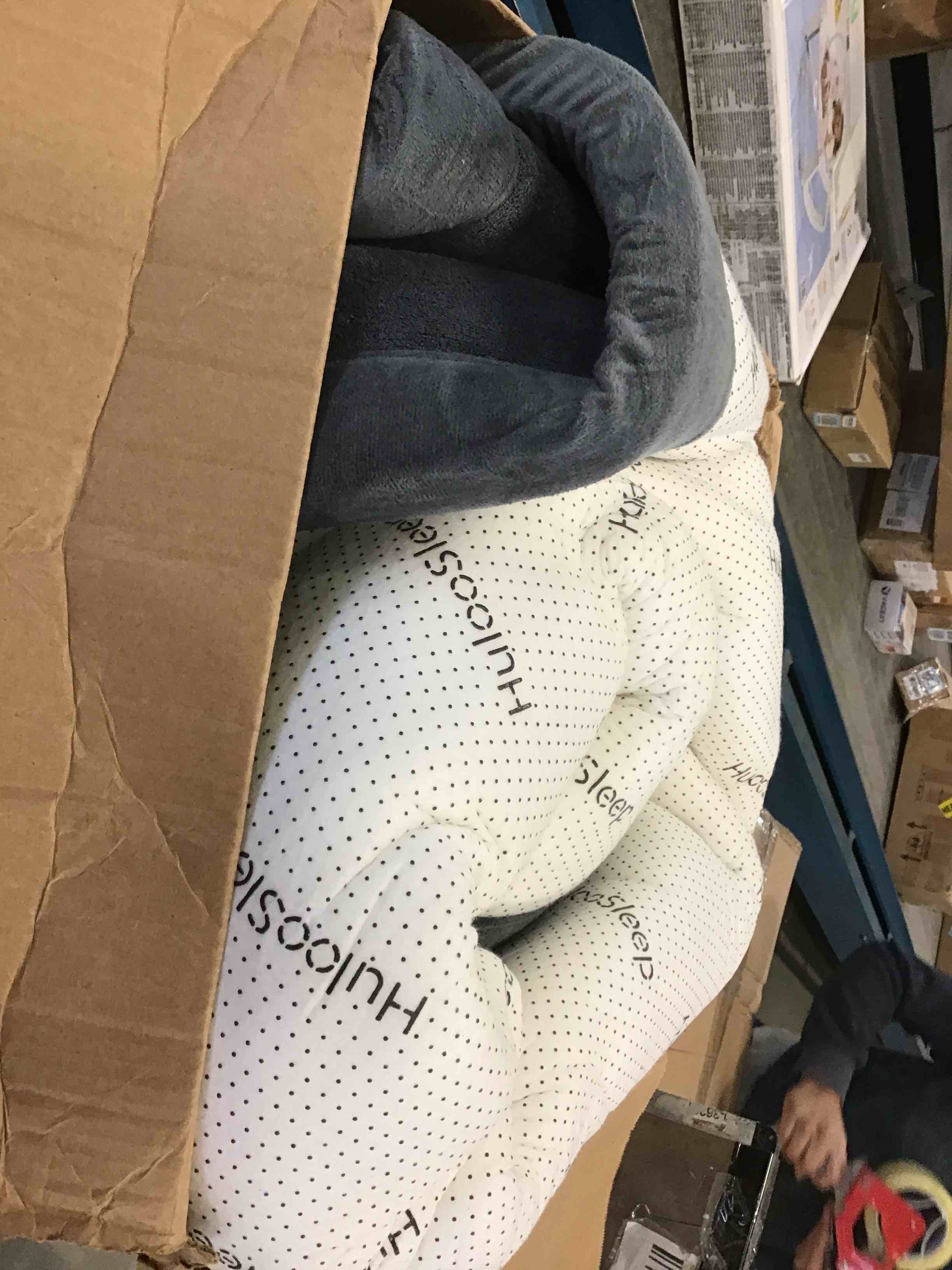 https://s3.amazonaws.com/lotting-images-prod/bidfta/ORG6129172_1708011387491.jpeg