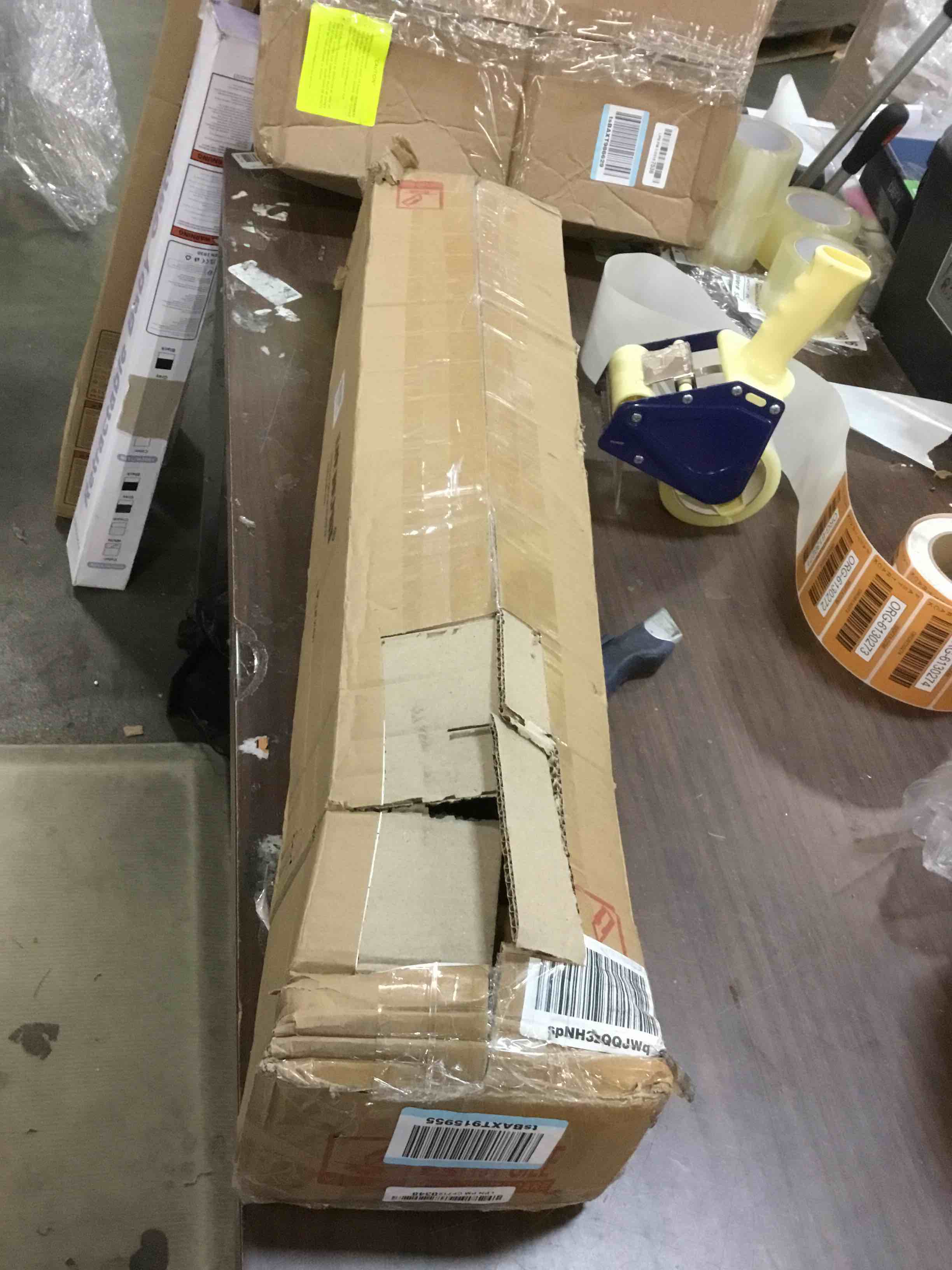 https://s3.amazonaws.com/lotting-images-prod/bidfta/ORG6130271_1708022408178.jpeg