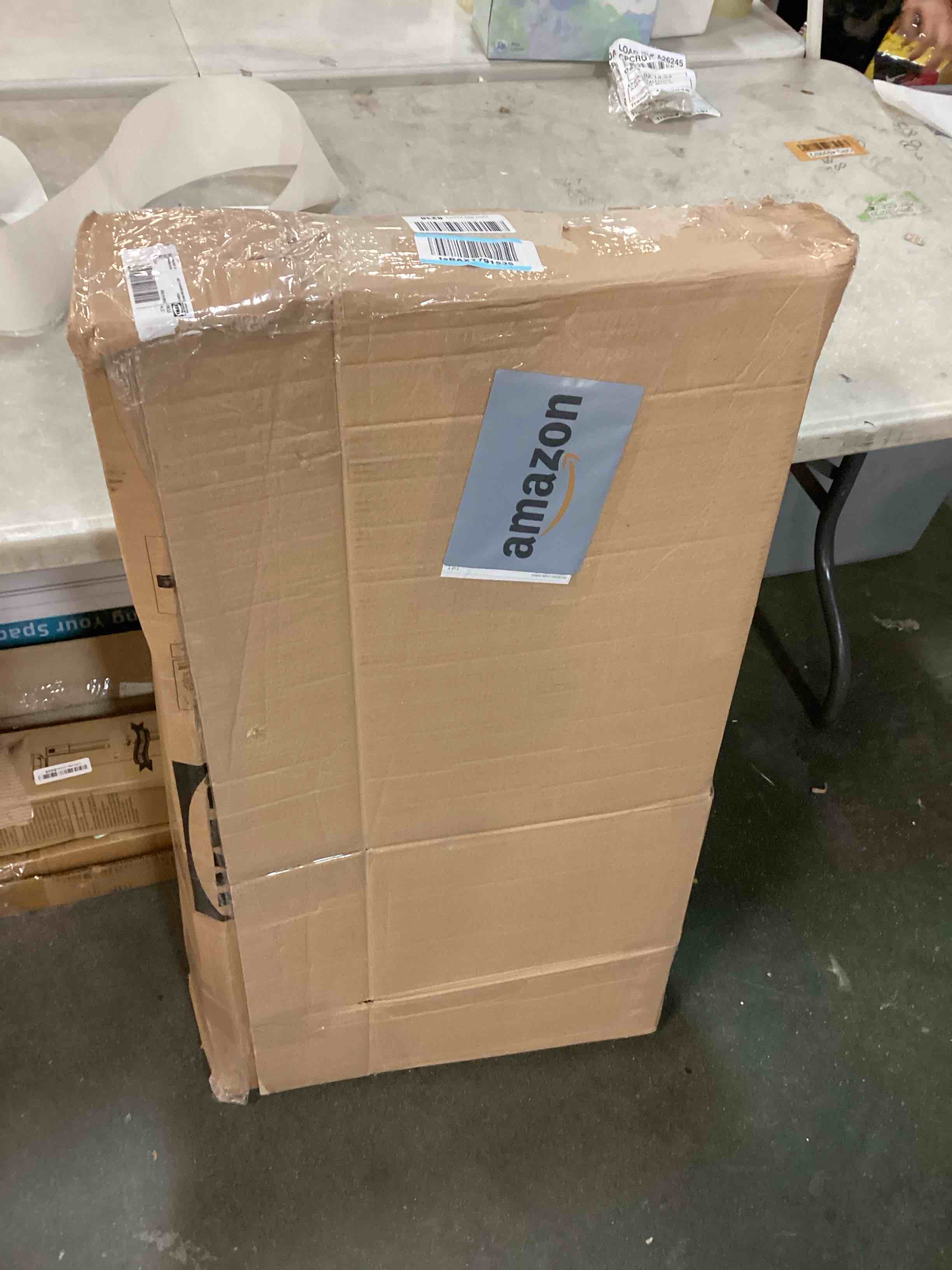 https://s3.amazonaws.com/lotting-images-prod/bidfta/ORG6130486_1708112679073.jpeg