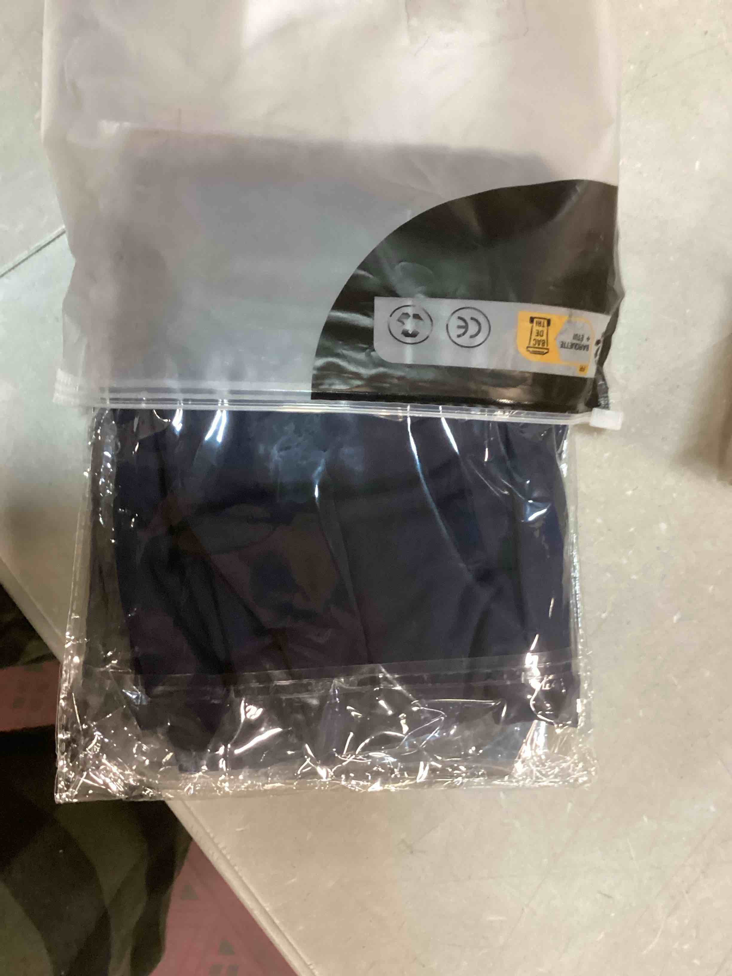 https://s3.amazonaws.com/lotting-images-prod/bidfta/ORG6130681_1708196305999.jpeg