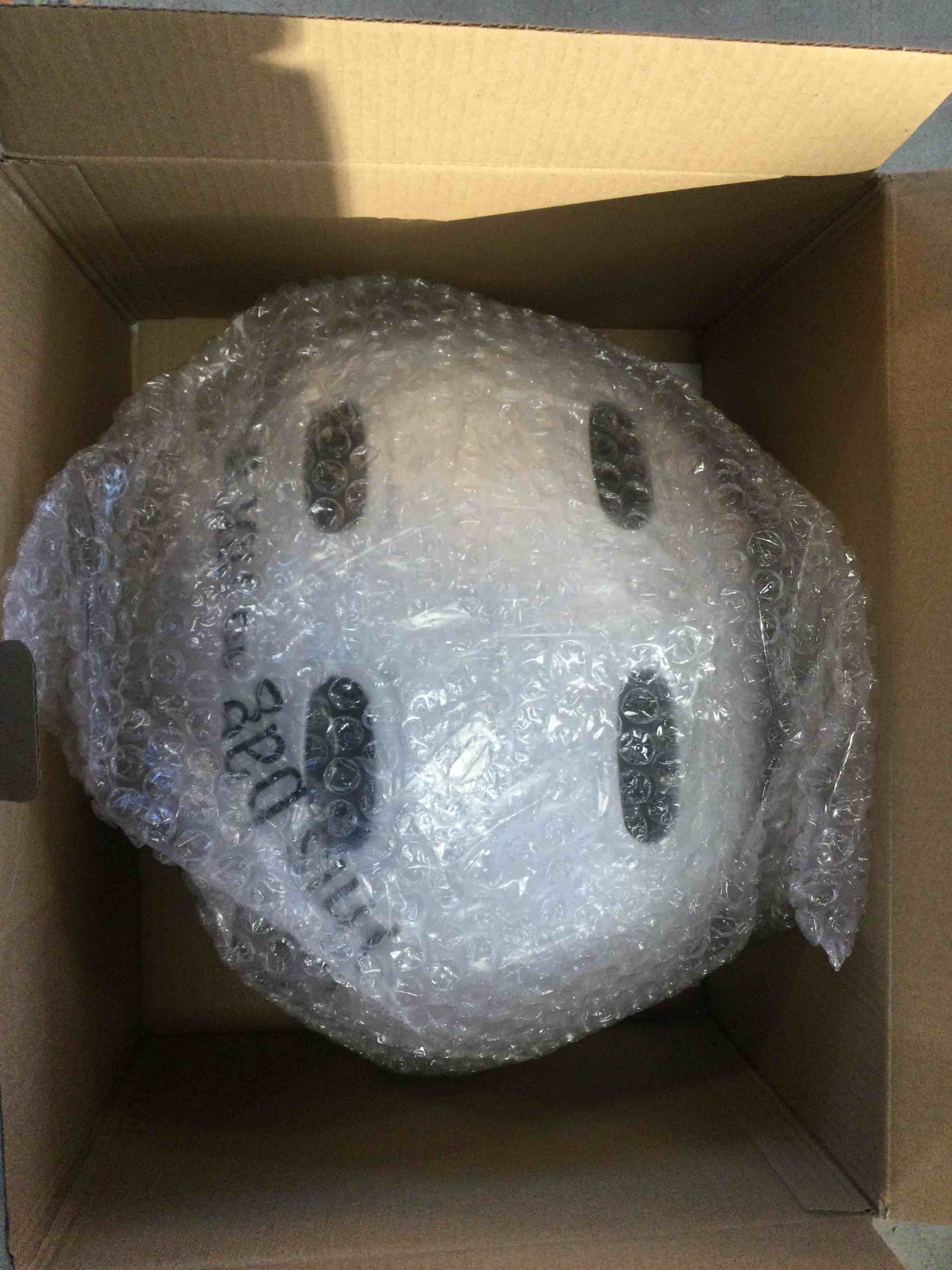 https://s3.amazonaws.com/lotting-images-prod/bidfta/ORG6131257_1708435526103.jpeg