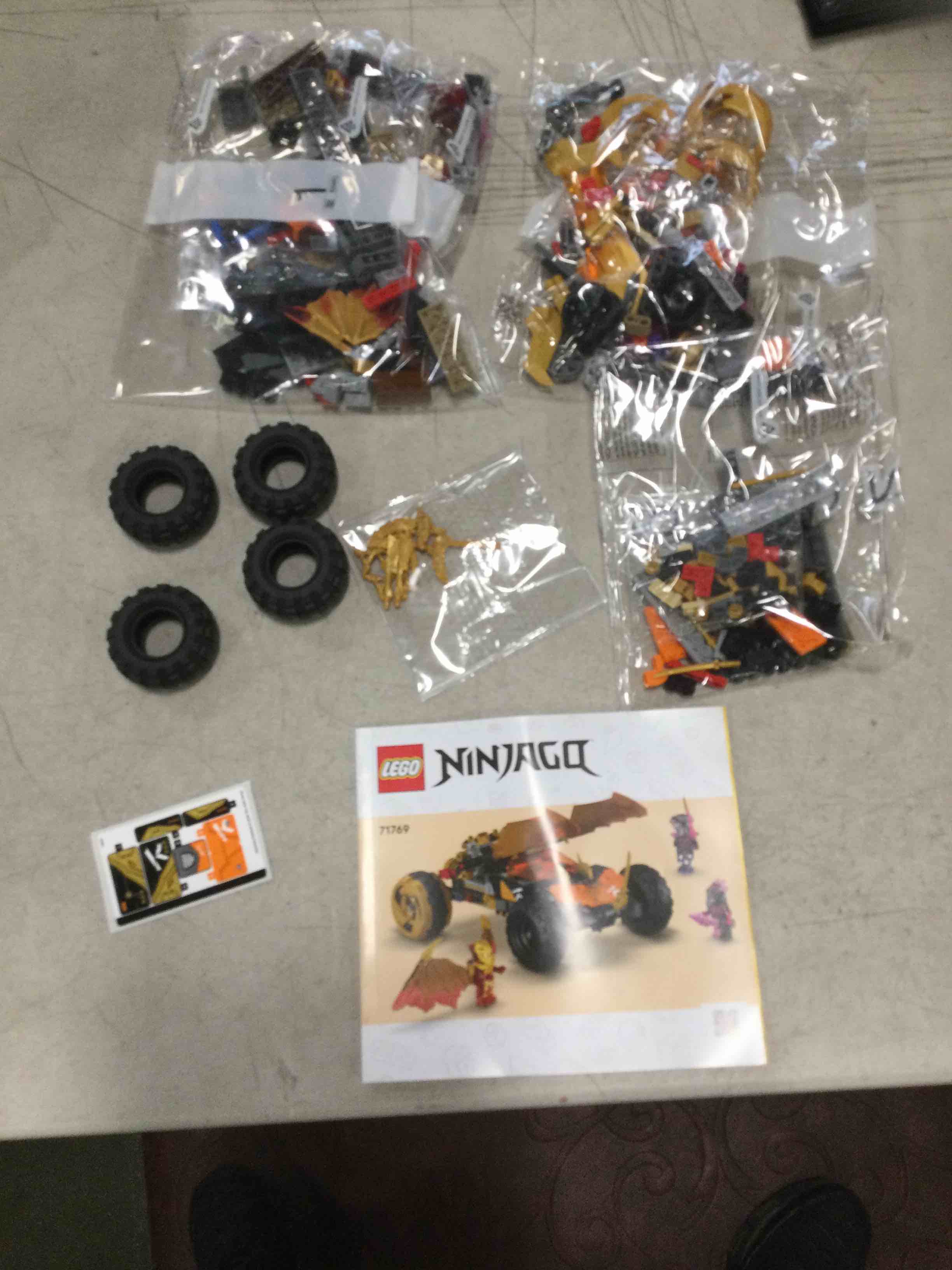 https://s3.amazonaws.com/lotting-images-prod/bidfta/ORG6131564_1708612049803.jpeg