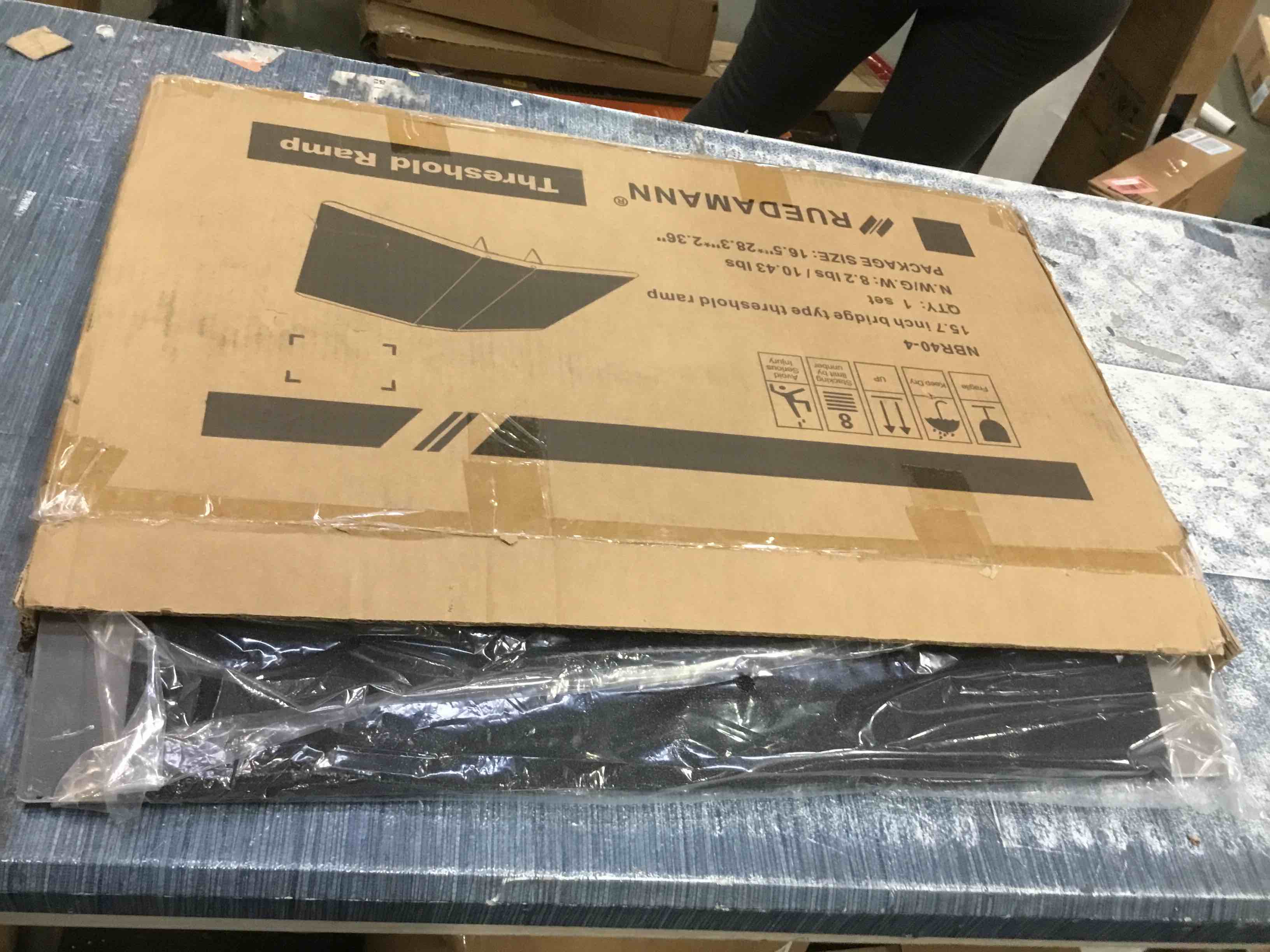 https://s3.amazonaws.com/lotting-images-prod/bidfta/ORG6131778_1708790344118.jpeg