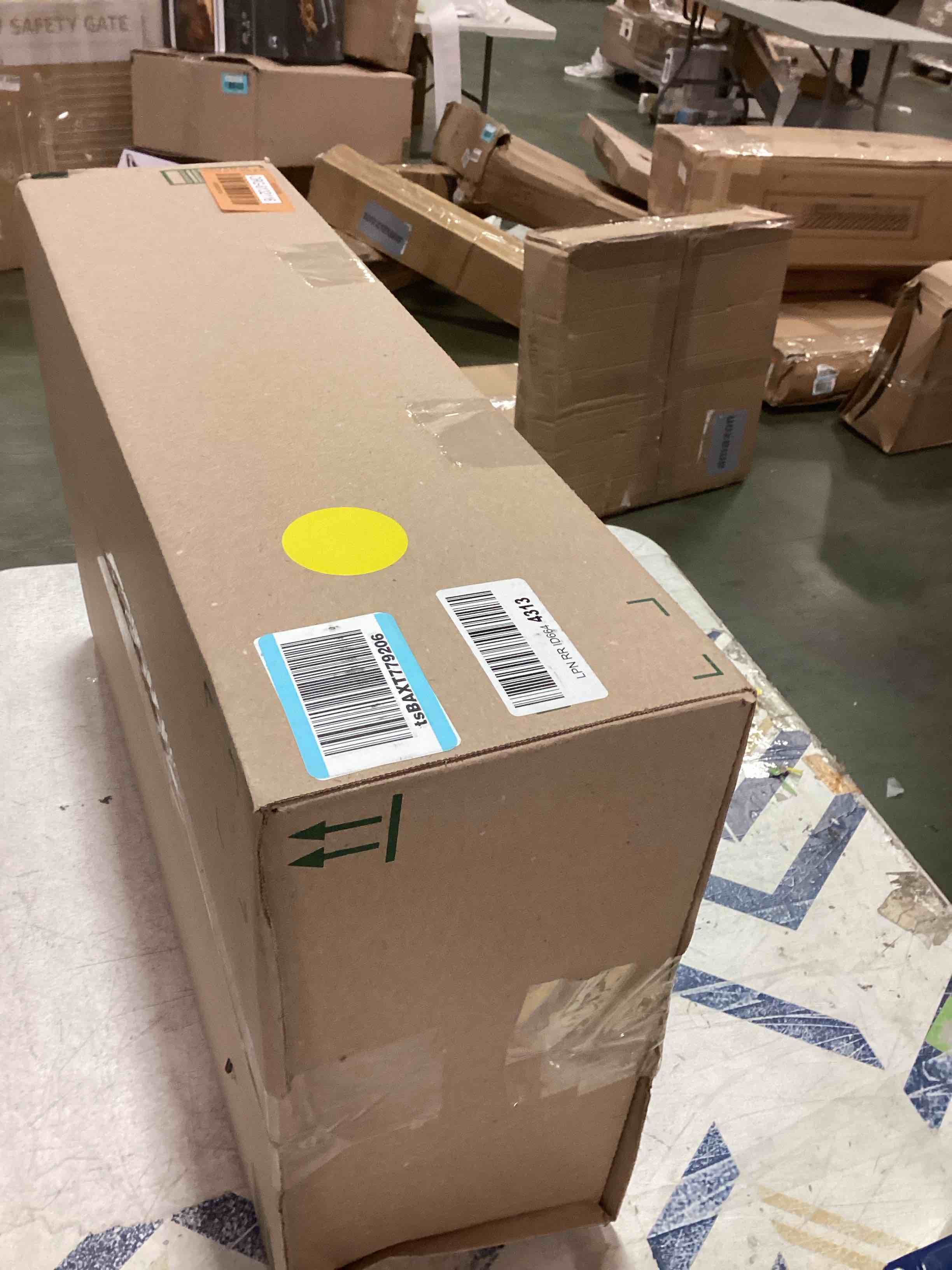 https://s3.amazonaws.com/lotting-images-prod/bidfta/ORG6132116_1709324512648.jpeg