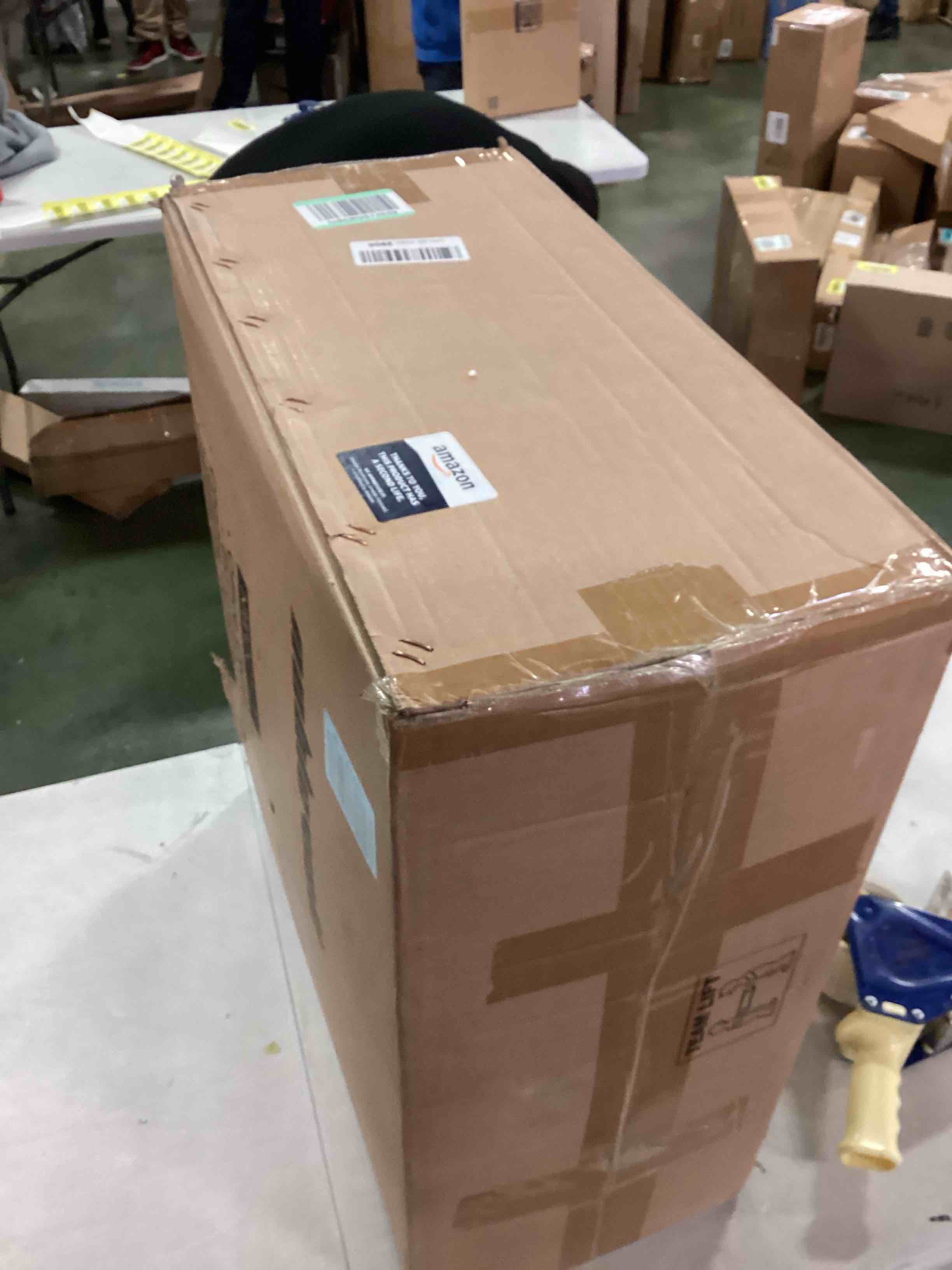 https://s3.amazonaws.com/lotting-images-prod/bidfta/ORG6132357_1709650383607.jpeg