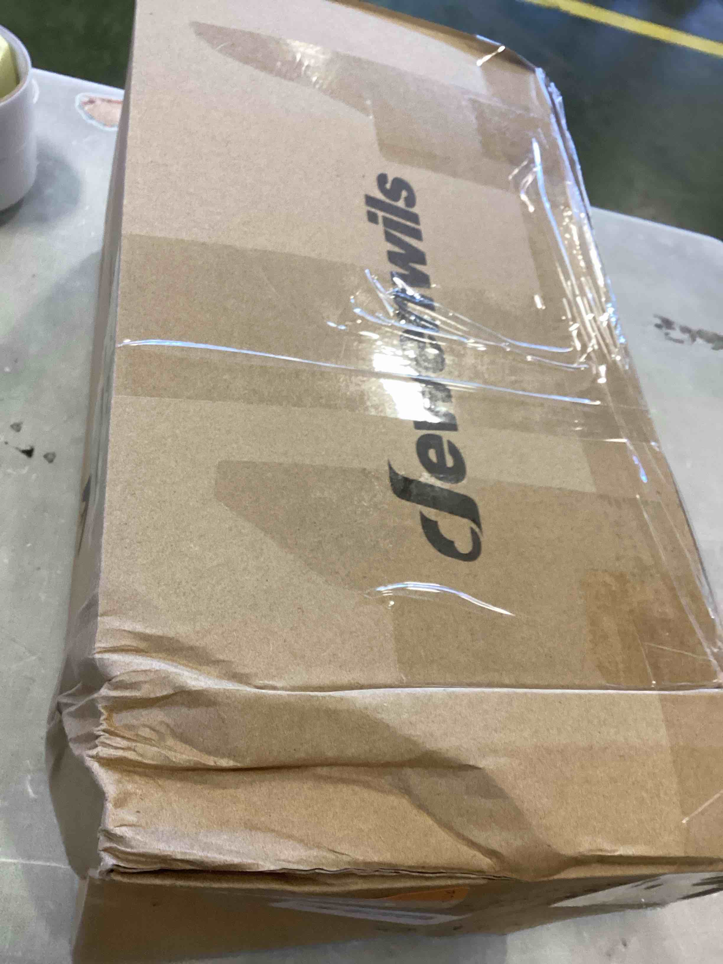 https://s3.amazonaws.com/lotting-images-prod/bidfta/ORG6133118_1708361366273.jpeg