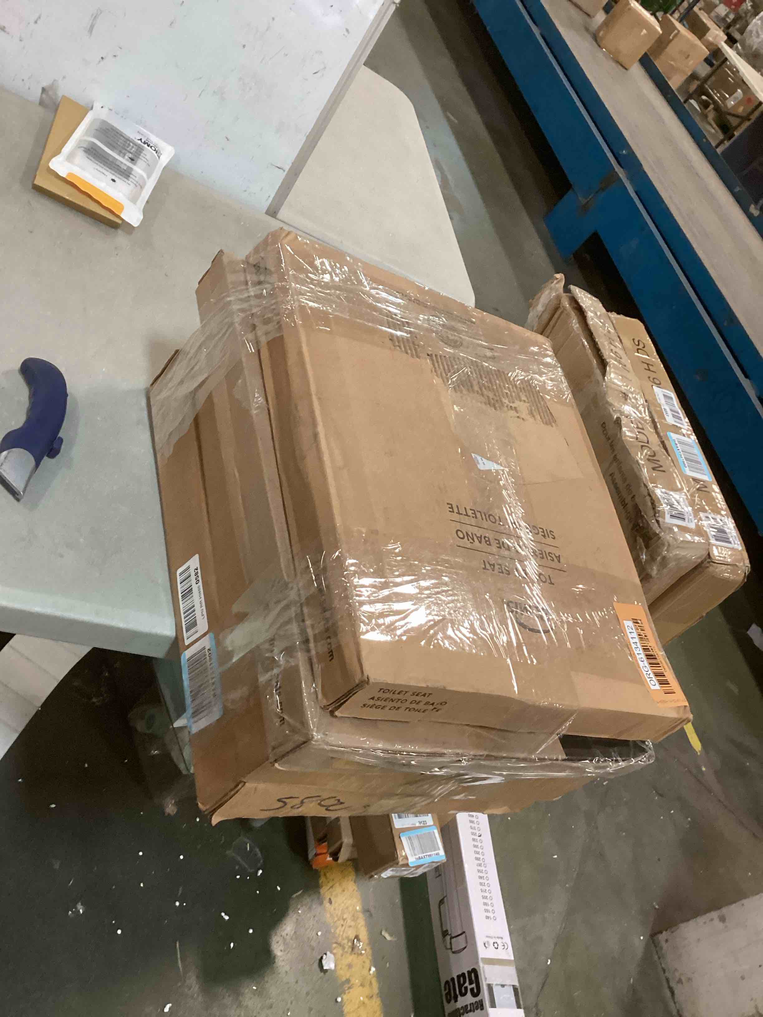 https://s3.amazonaws.com/lotting-images-prod/bidfta/ORG6134112_1707512144715.jpeg