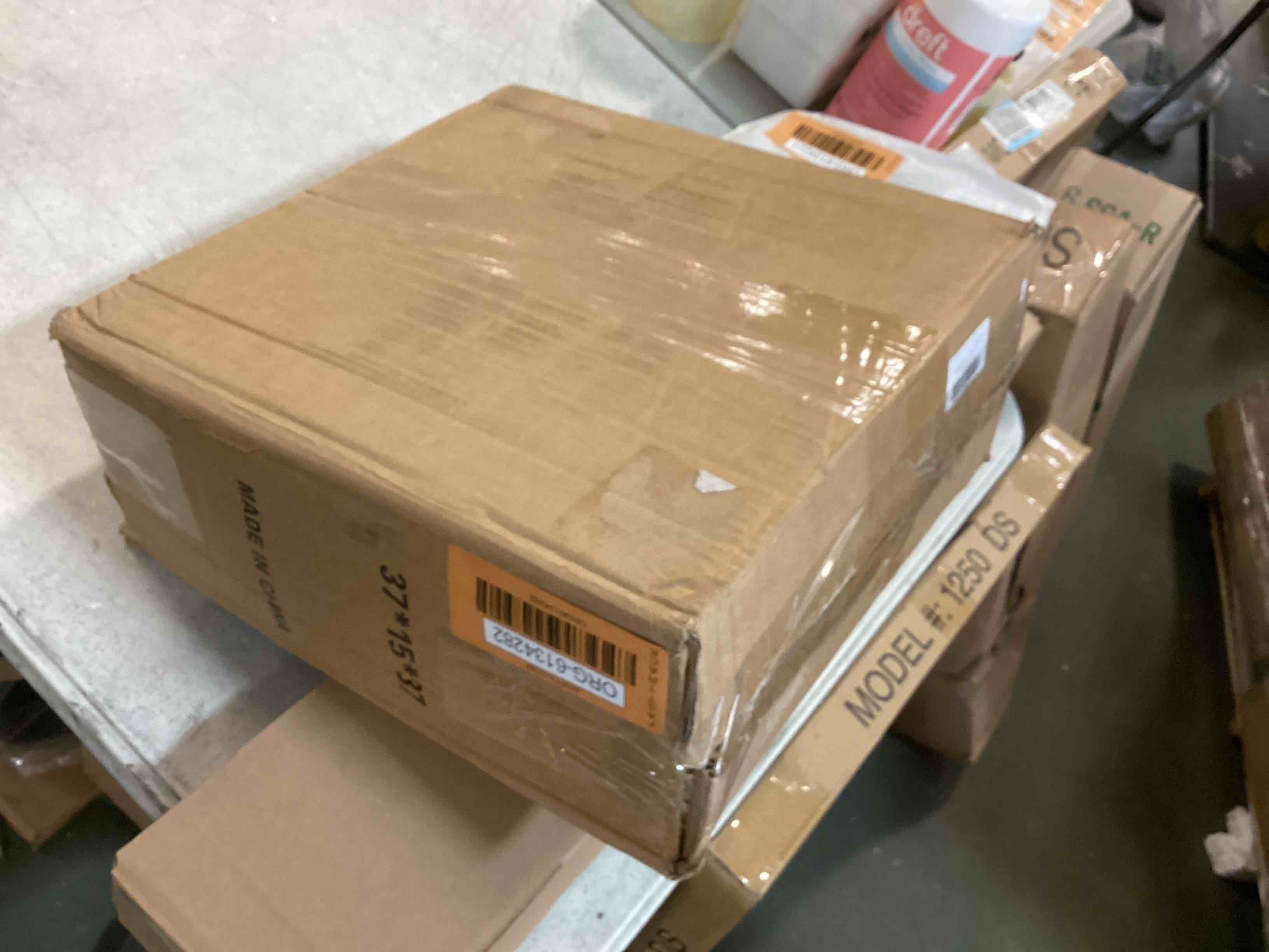 https://s3.amazonaws.com/lotting-images-prod/bidfta/ORG6134282_1707758340886.jpeg