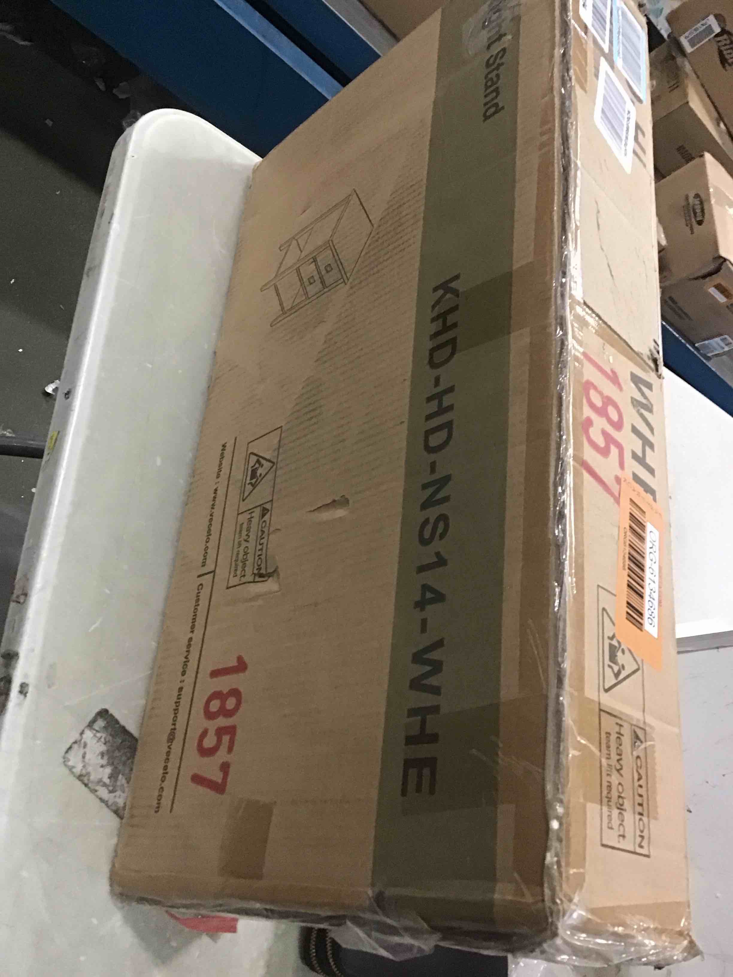 https://s3.amazonaws.com/lotting-images-prod/bidfta/ORG6134686_1709405545247.jpeg