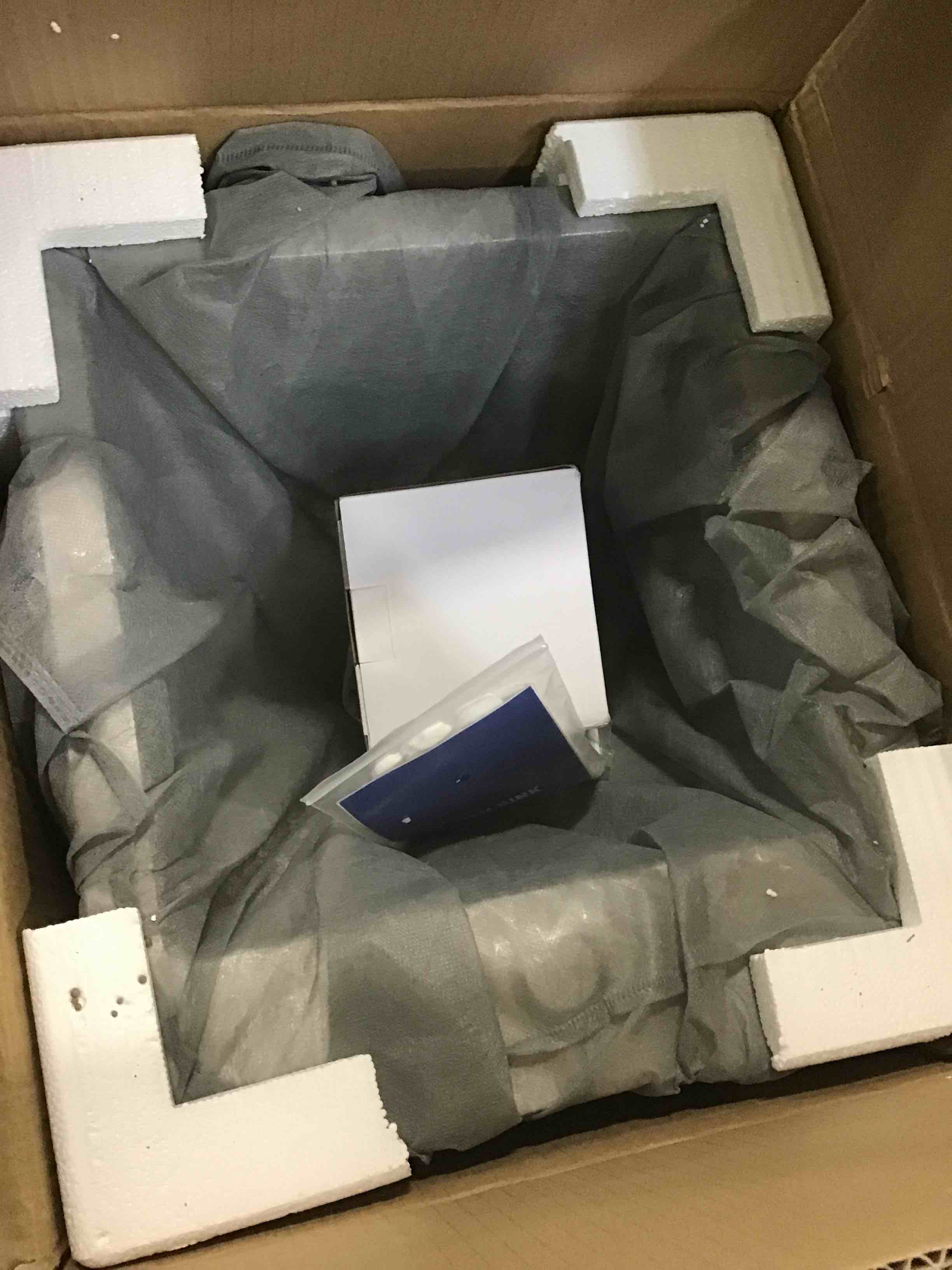 https://s3.amazonaws.com/lotting-images-prod/bidfta/ORG6135075_1709657413754.jpeg