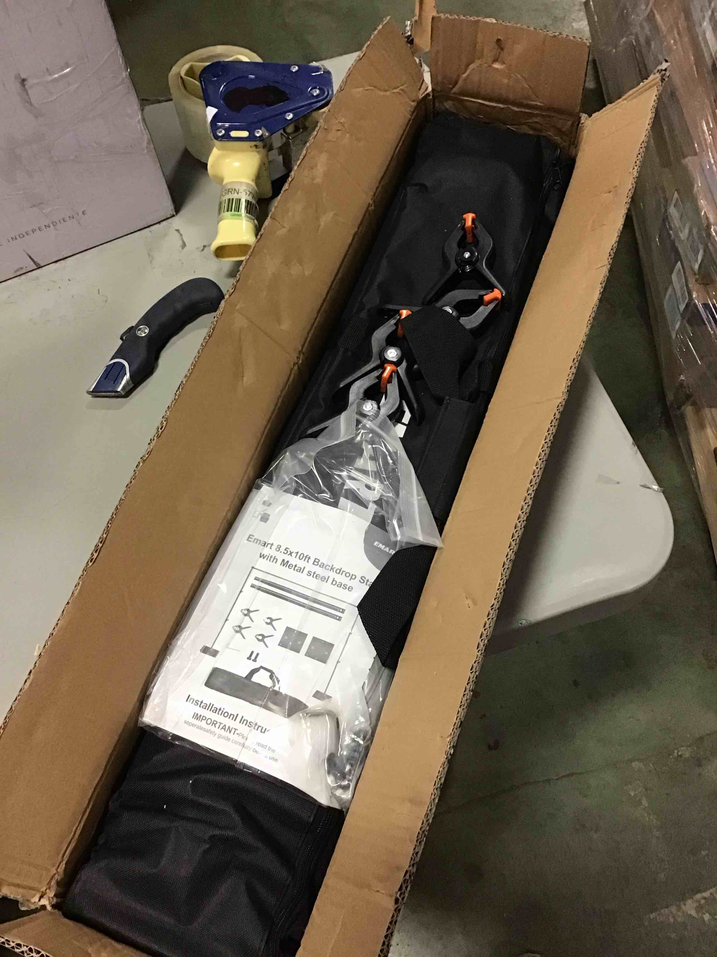 https://s3.amazonaws.com/lotting-images-prod/bidfta/ORG6137131_1709213390374.jpeg