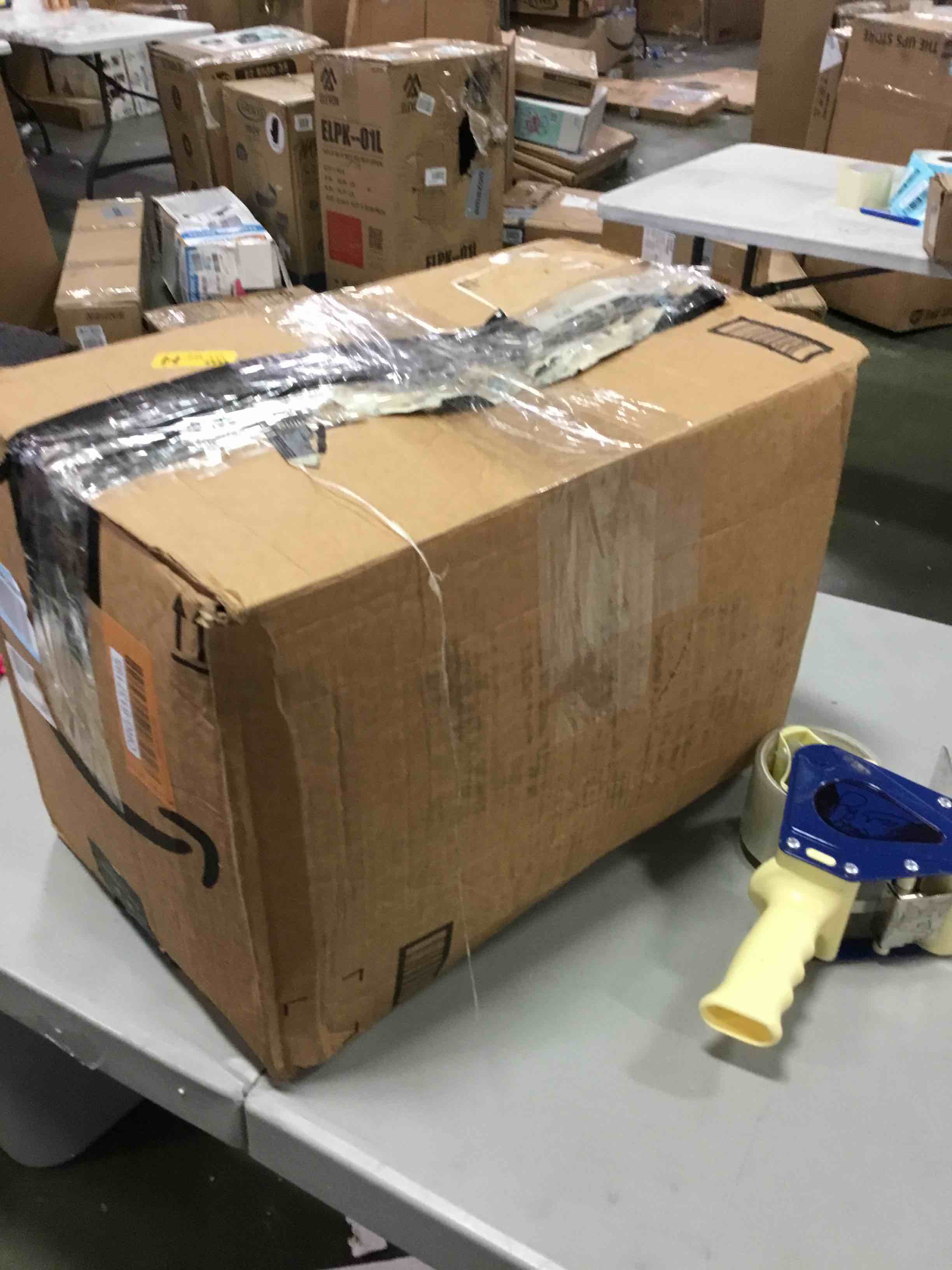 https://s3.amazonaws.com/lotting-images-prod/bidfta/ORG6137195_1709235783684.jpeg