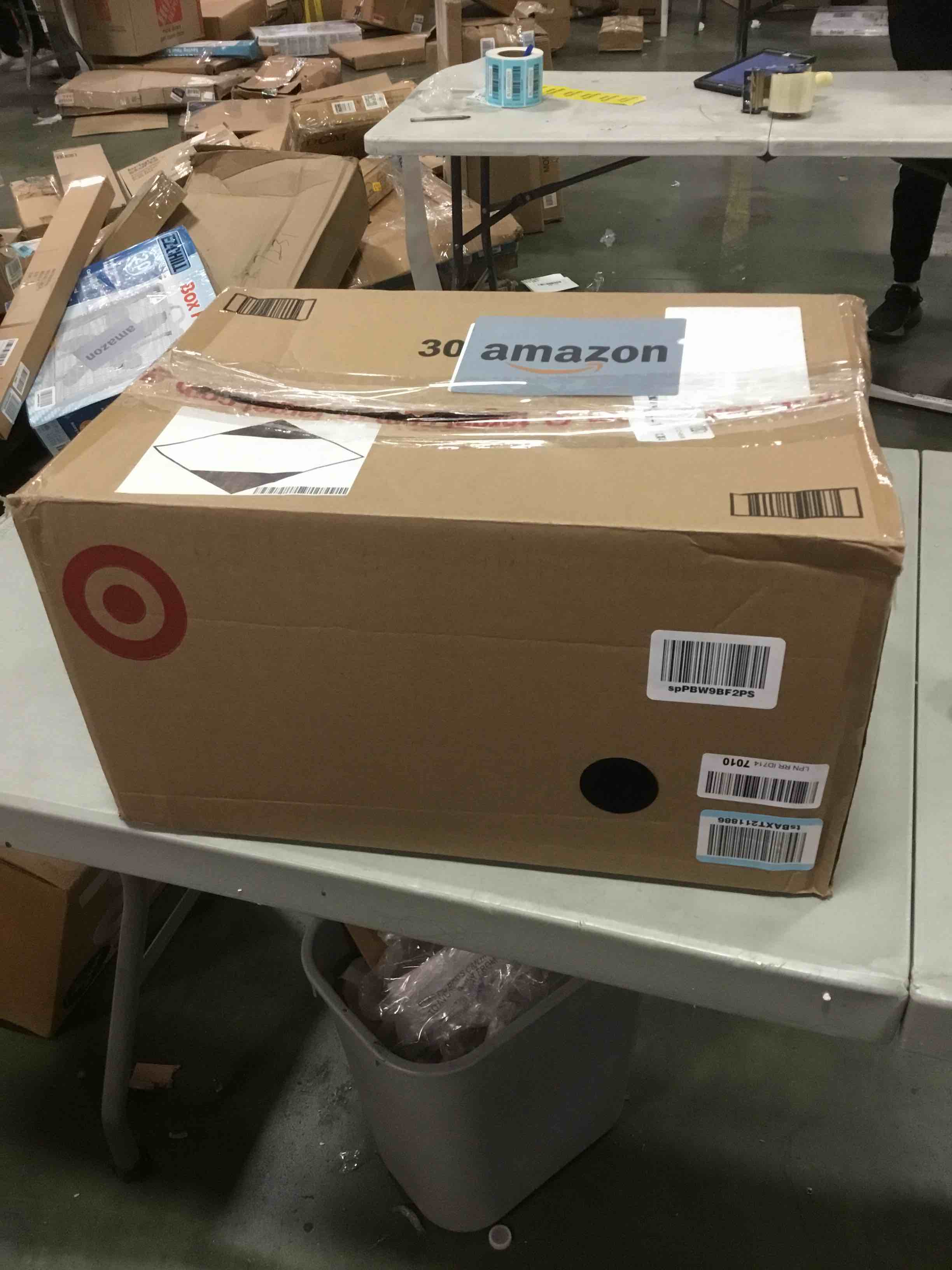 https://s3.amazonaws.com/lotting-images-prod/bidfta/ORG6137297_1709321937757.jpeg