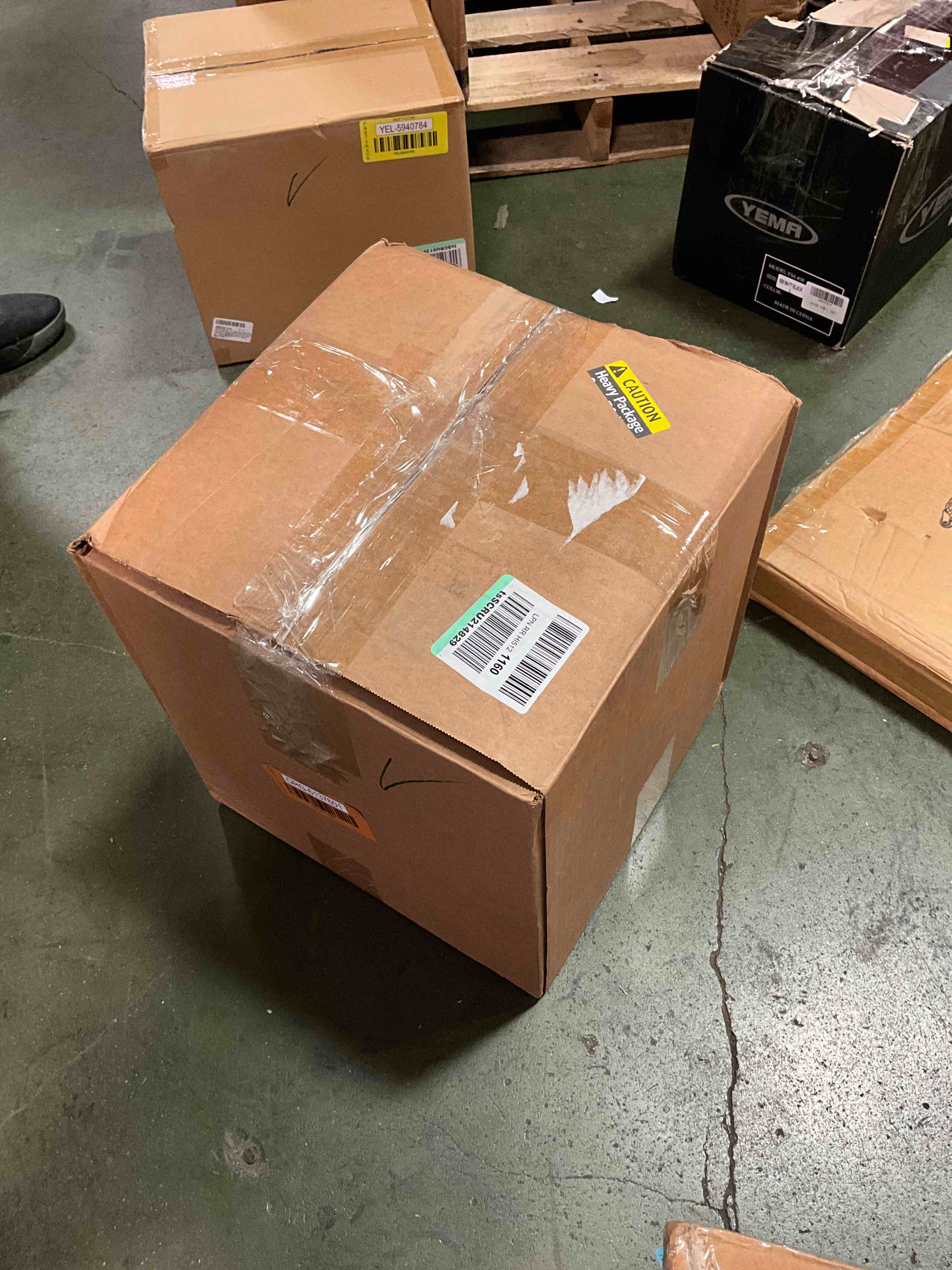 https://s3.amazonaws.com/lotting-images-prod/bidfta/ORG6137601_1709646074936.jpeg